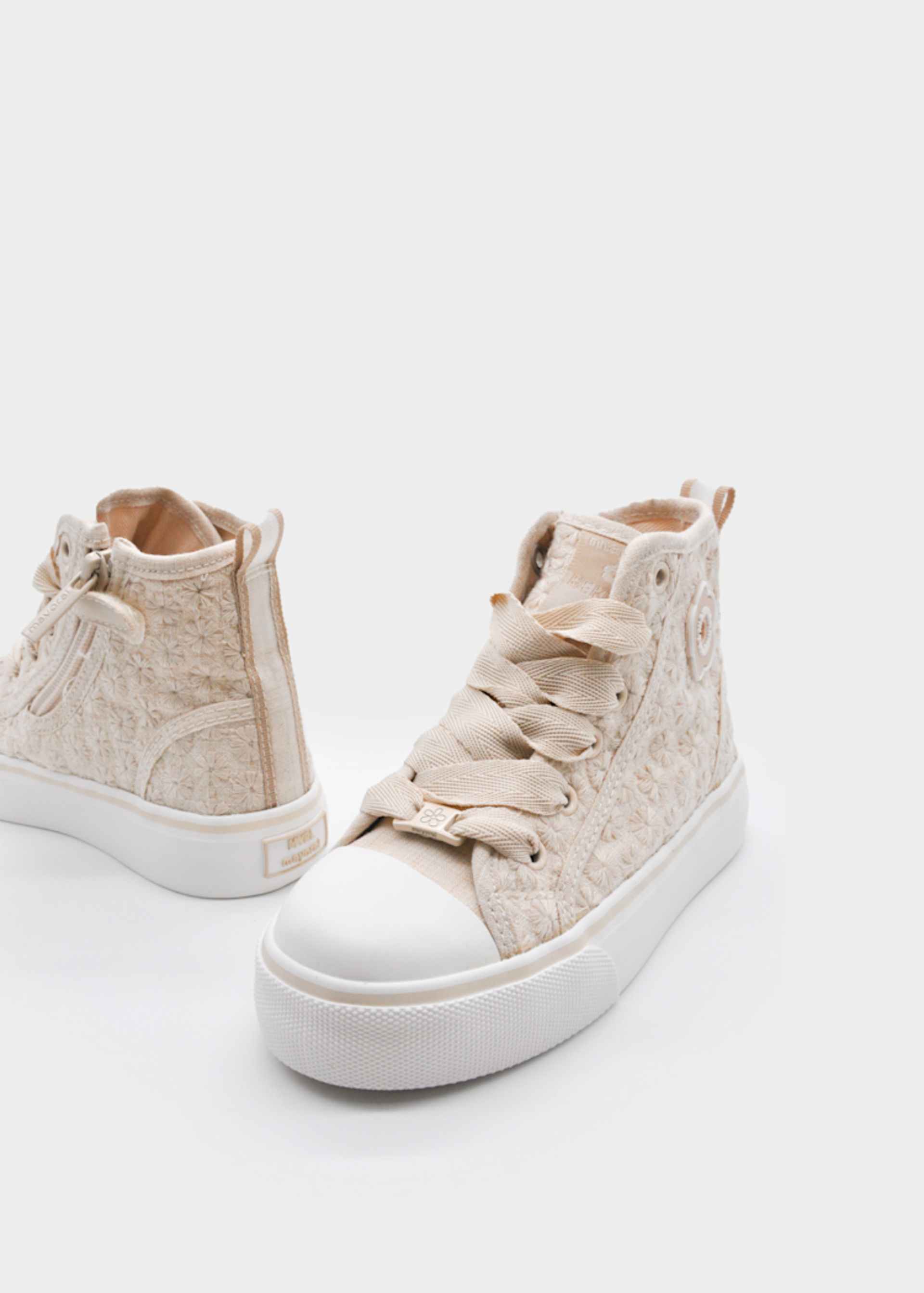 Scarpe sportive alte traforate bambina