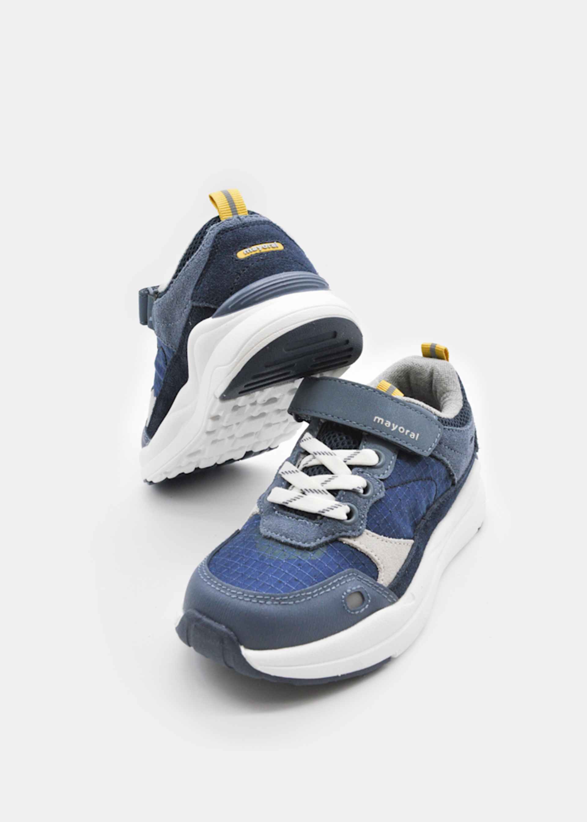 Children's thick-soled trainers Children's thick-soled trainers