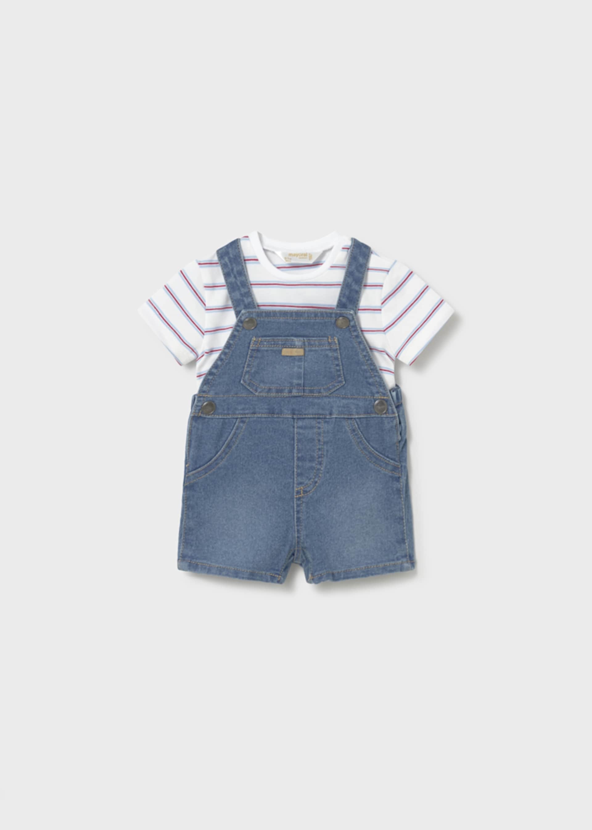 Mock dungarees with newborn hat Mock dungarees with newborn hat