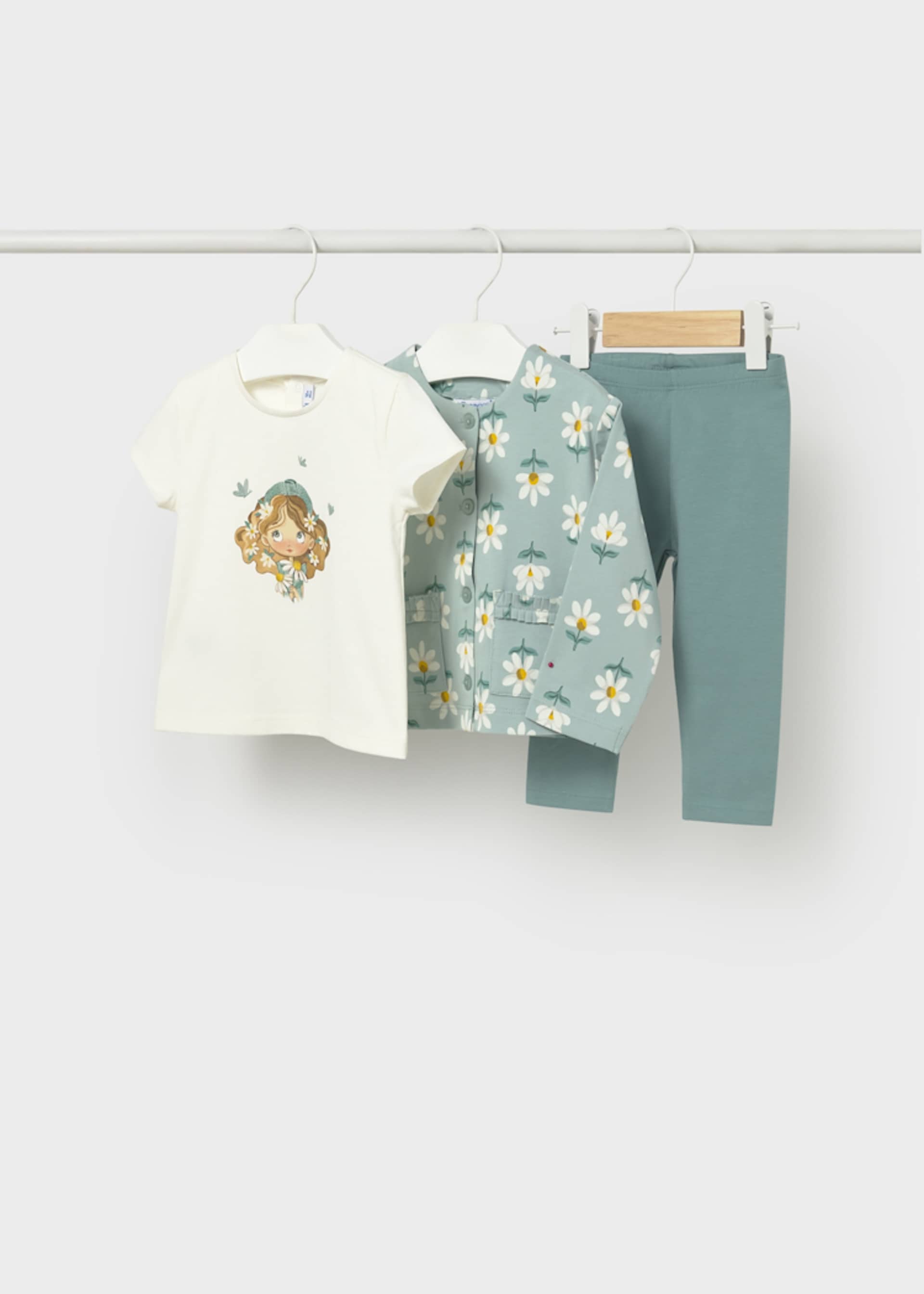 Completo 3 pezzi con giacca neonata