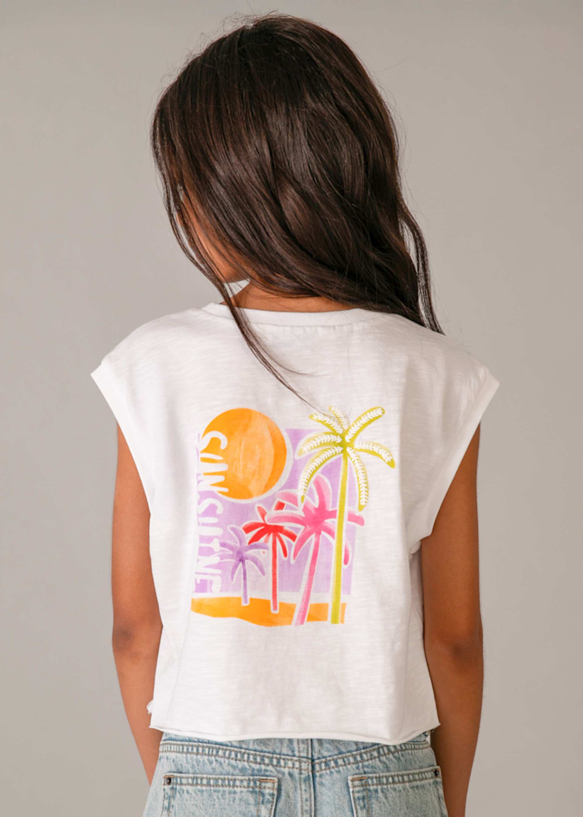 Print t-shirt girl