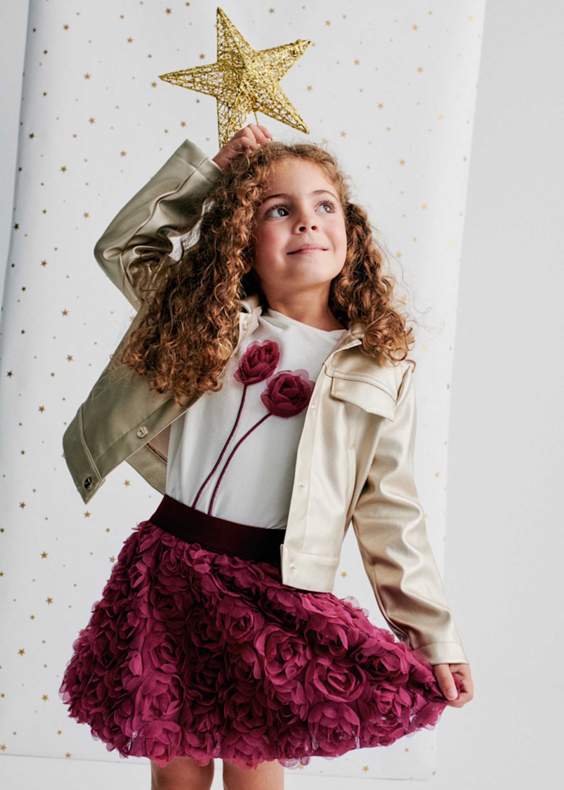 Saia tule flores menina