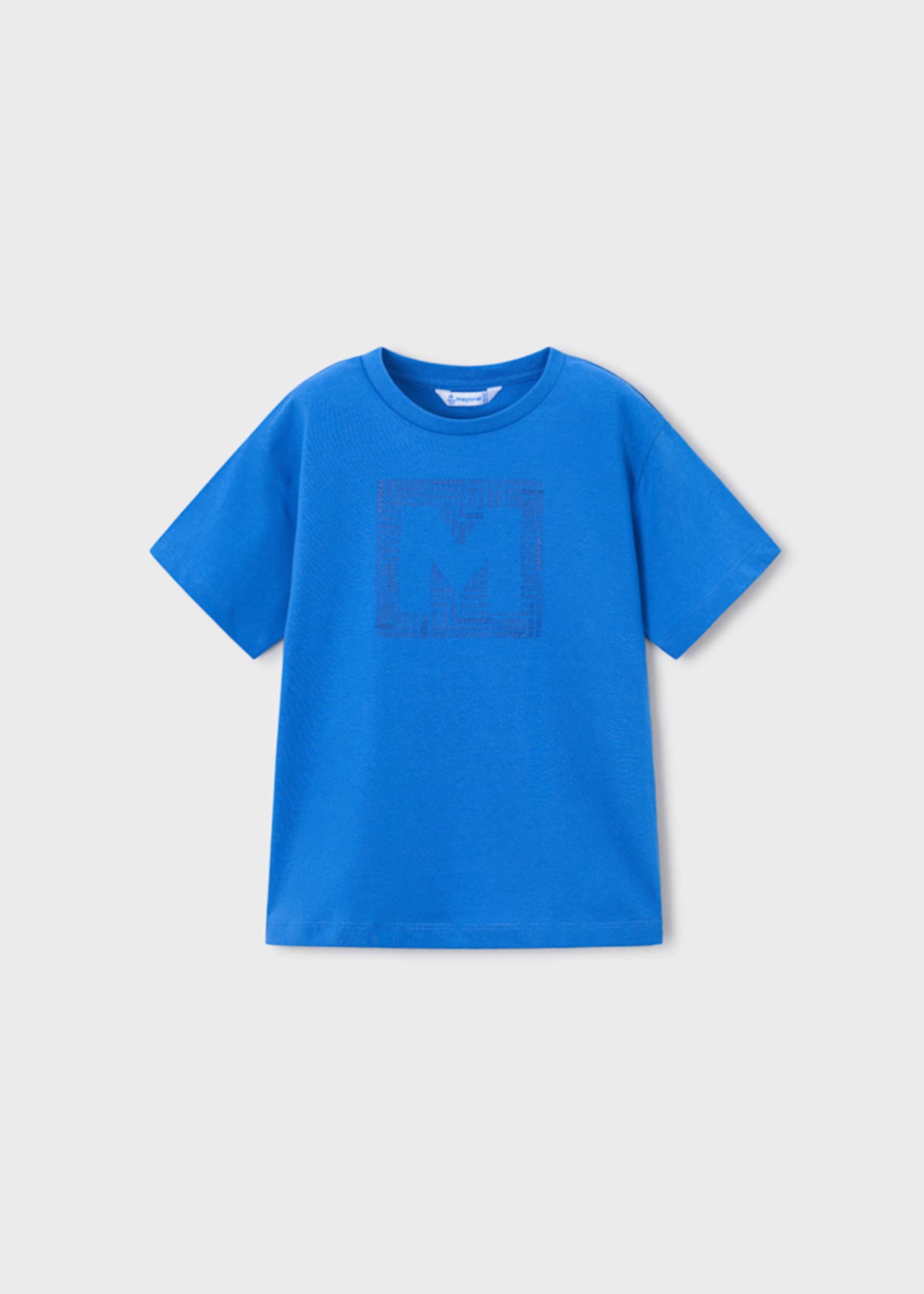 T-shirt básica letra menino