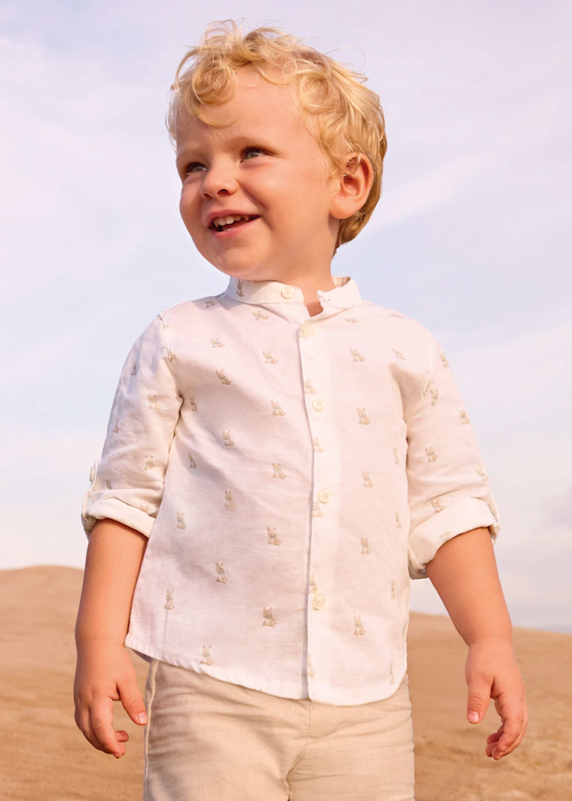 Chemise à manches longues avec lin avec col mao bébé