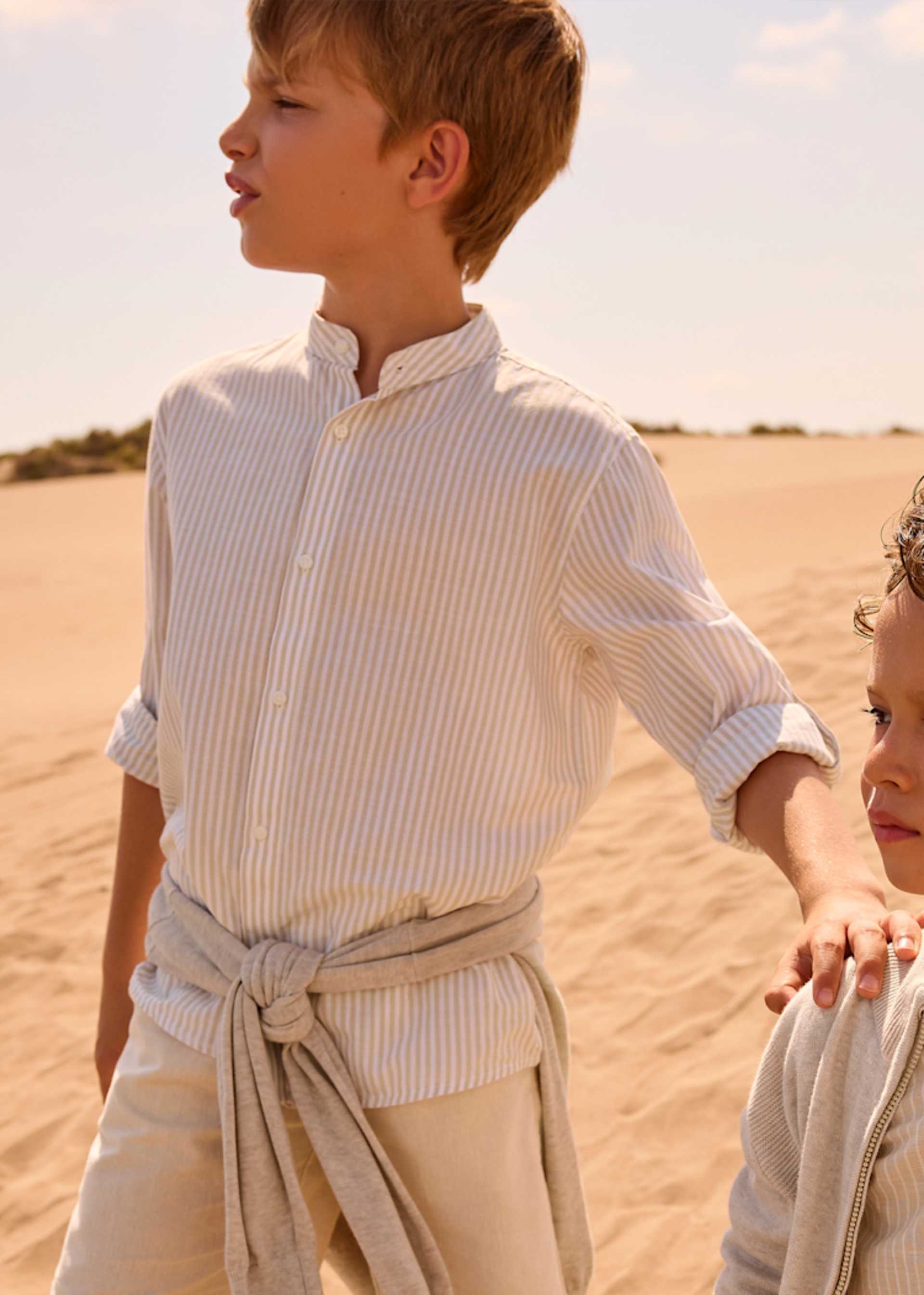 Long-sleeved shirt with mandarin collar for boys