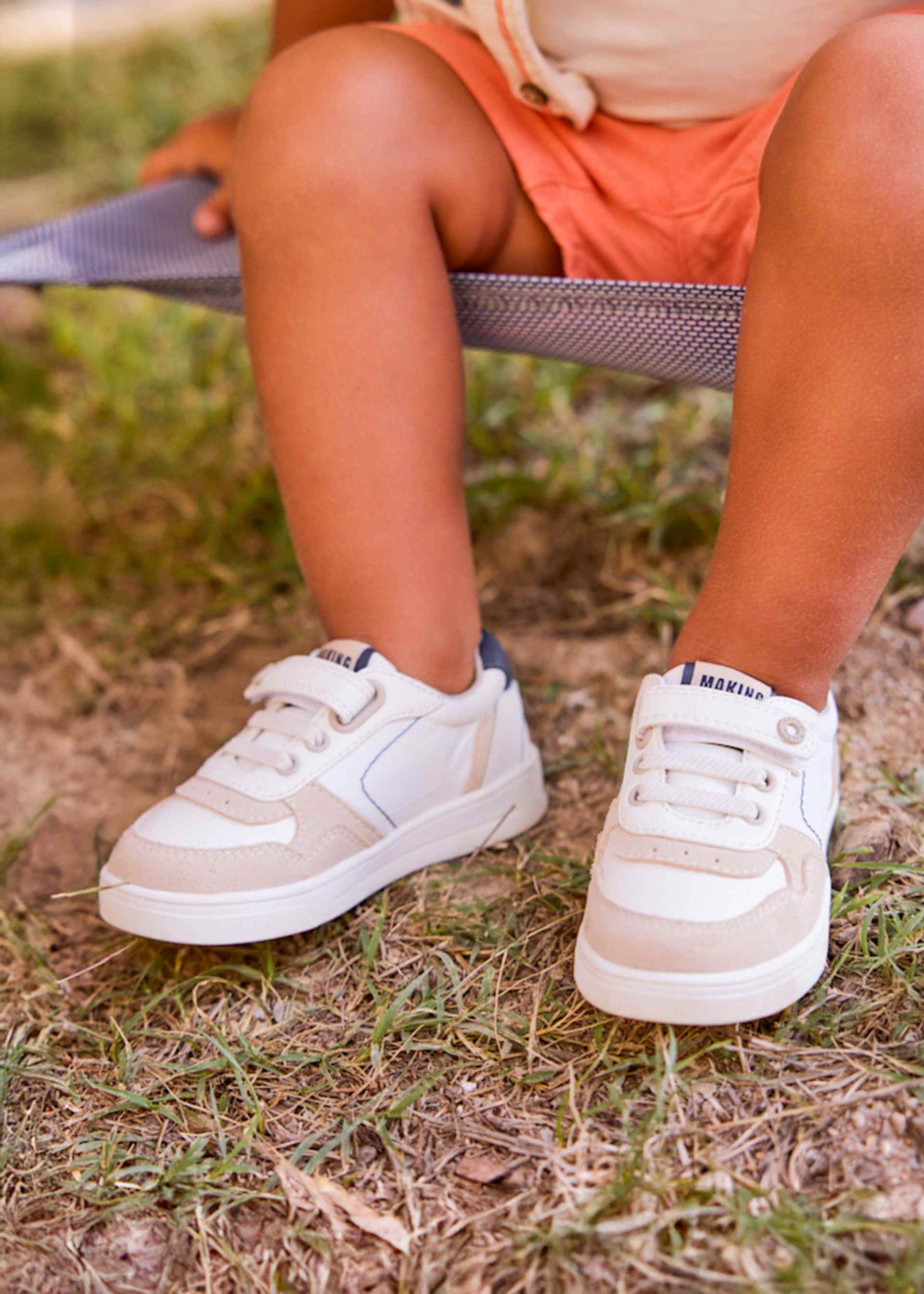 Buty sportowe dla niemowlęcia