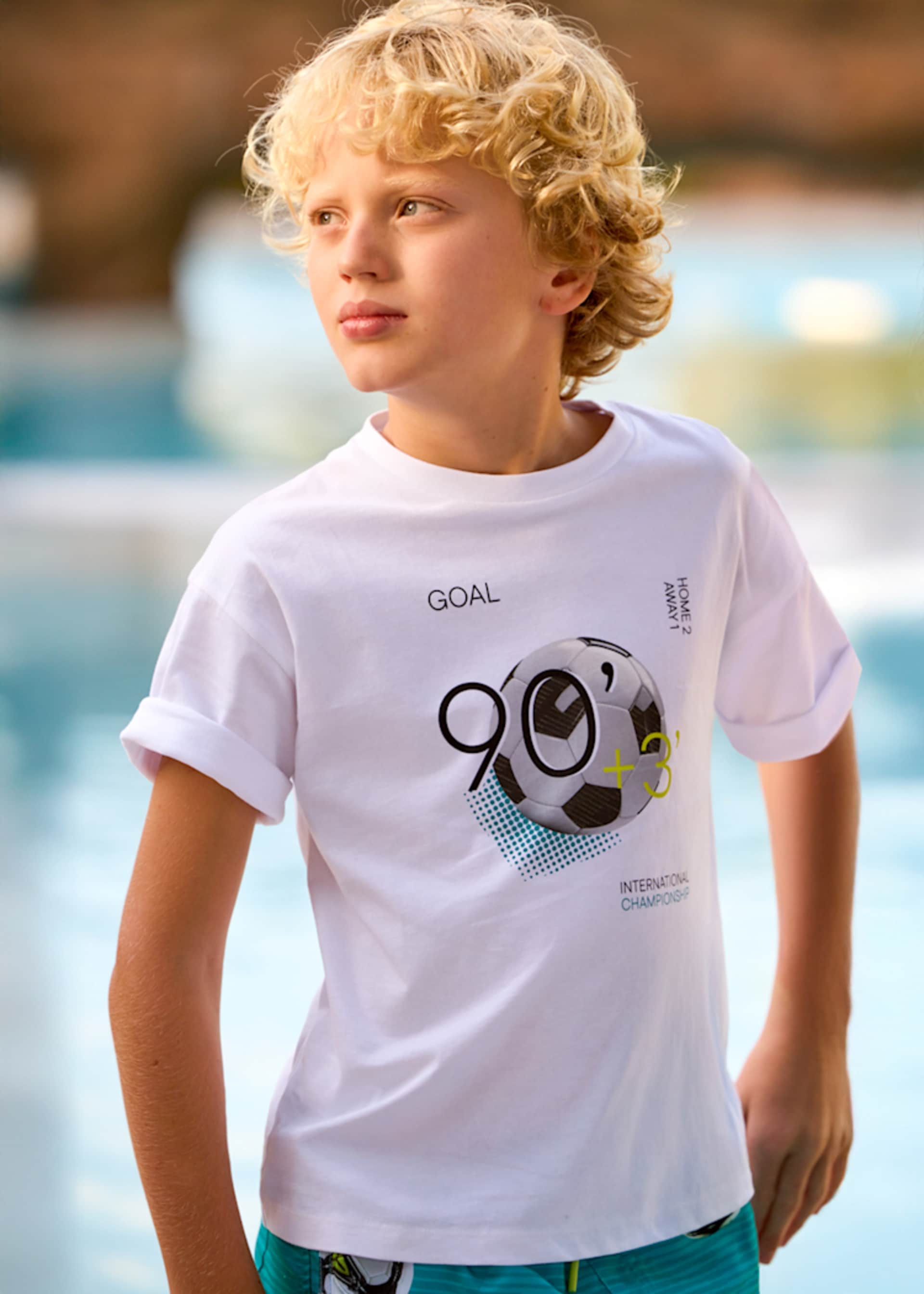 Tricou cu imprimeu baiat
