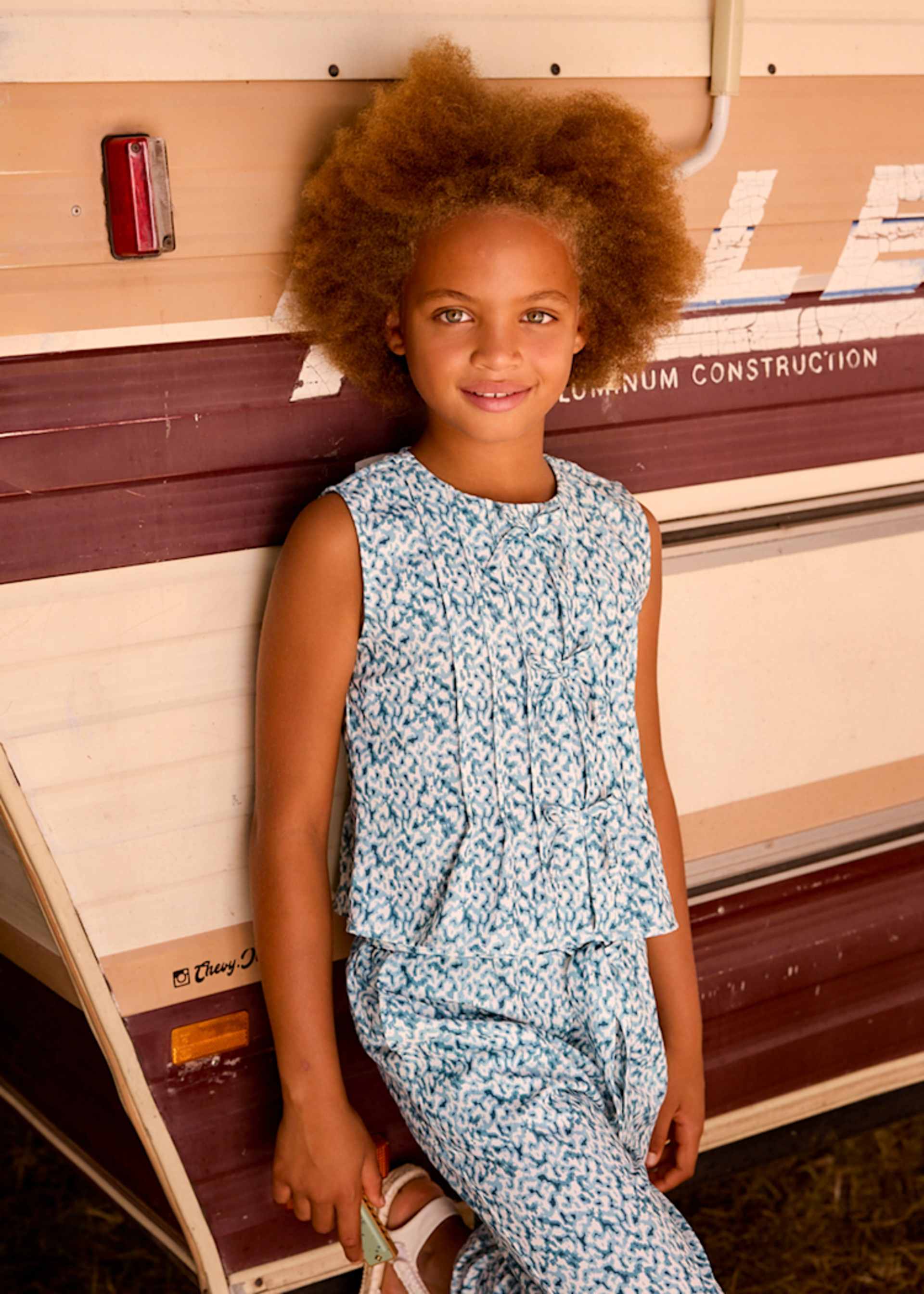 Top stampato ragazza