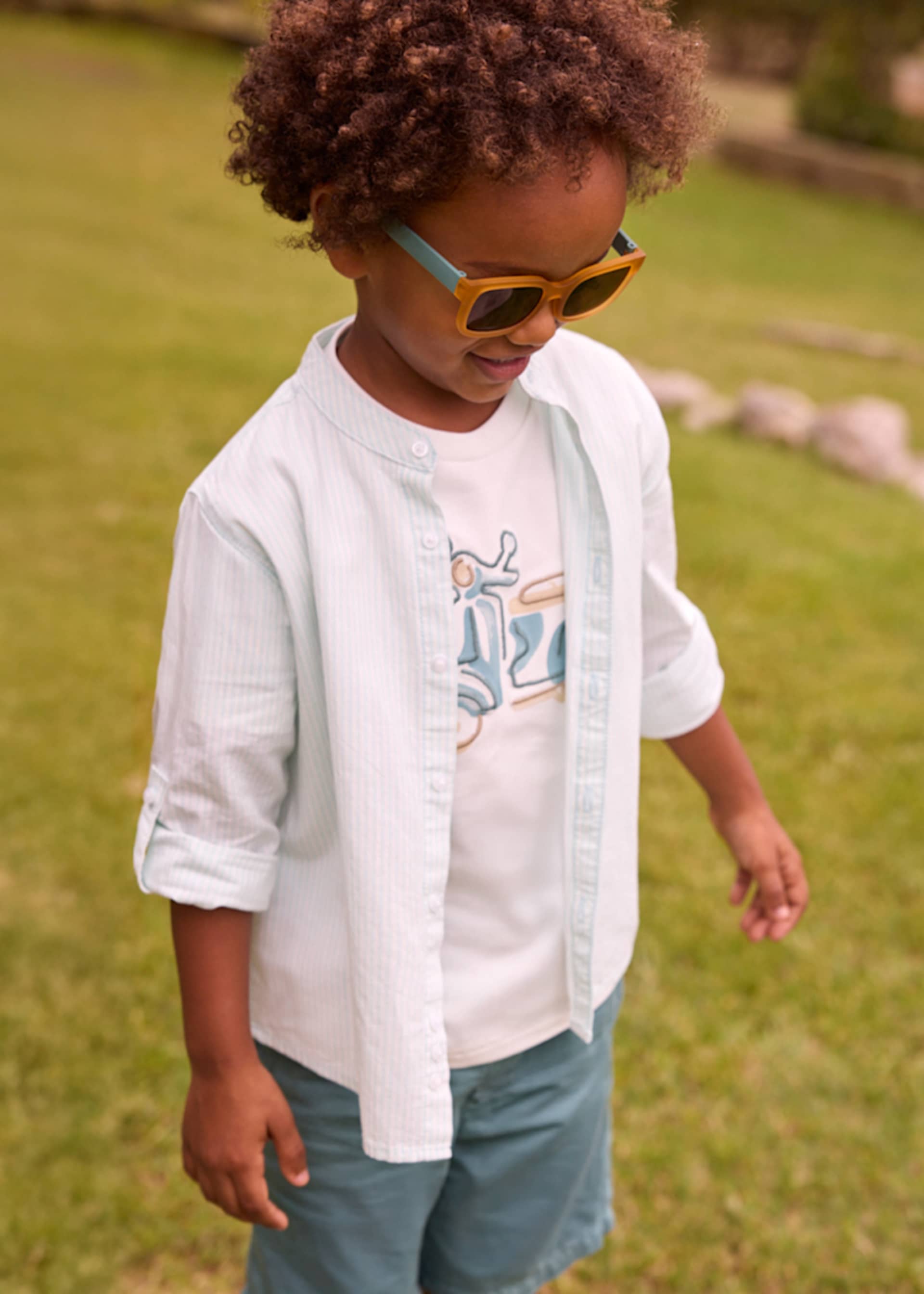 Long-sleeved striped shirt with mandarin collar for children