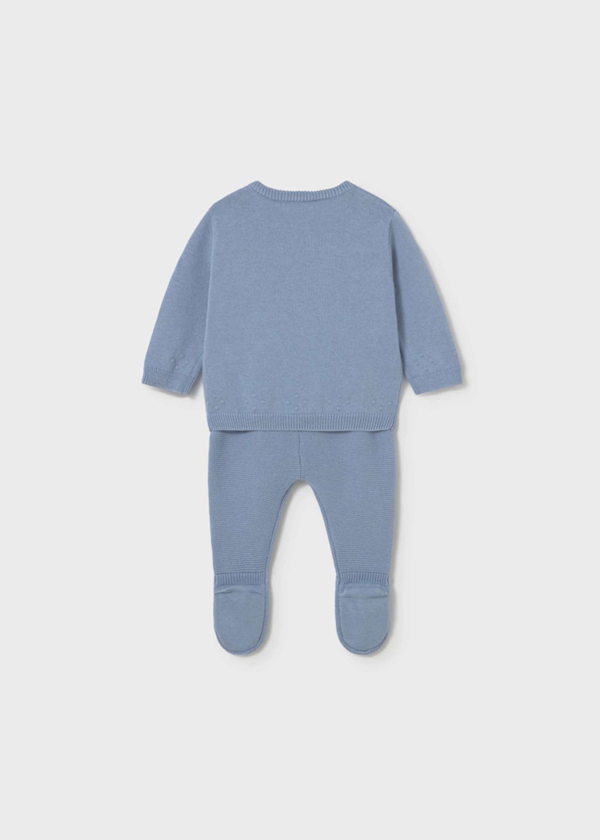 Conjunto pantalón y suéter tricot recién nacido