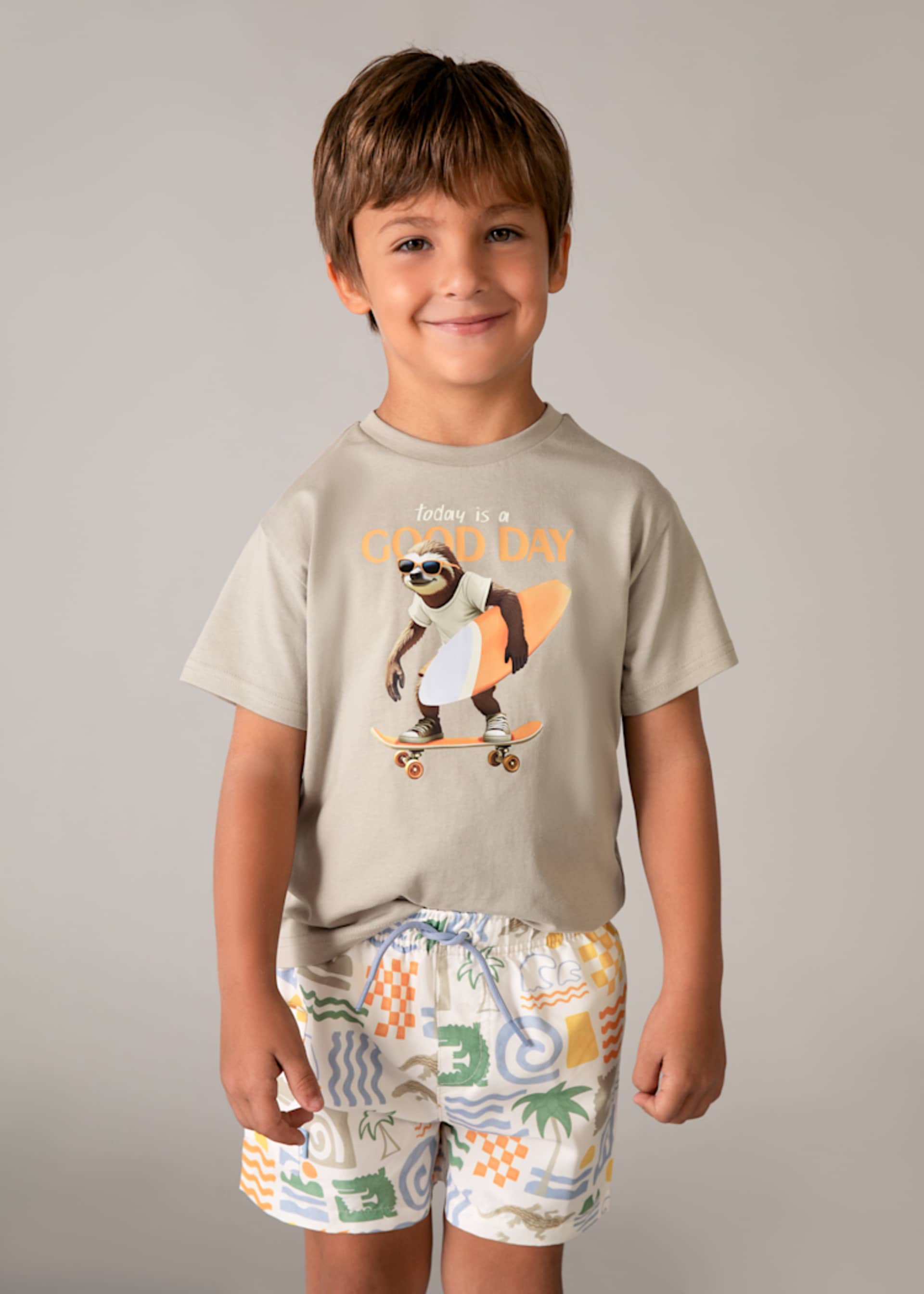 Boys bermuda print swim shorts