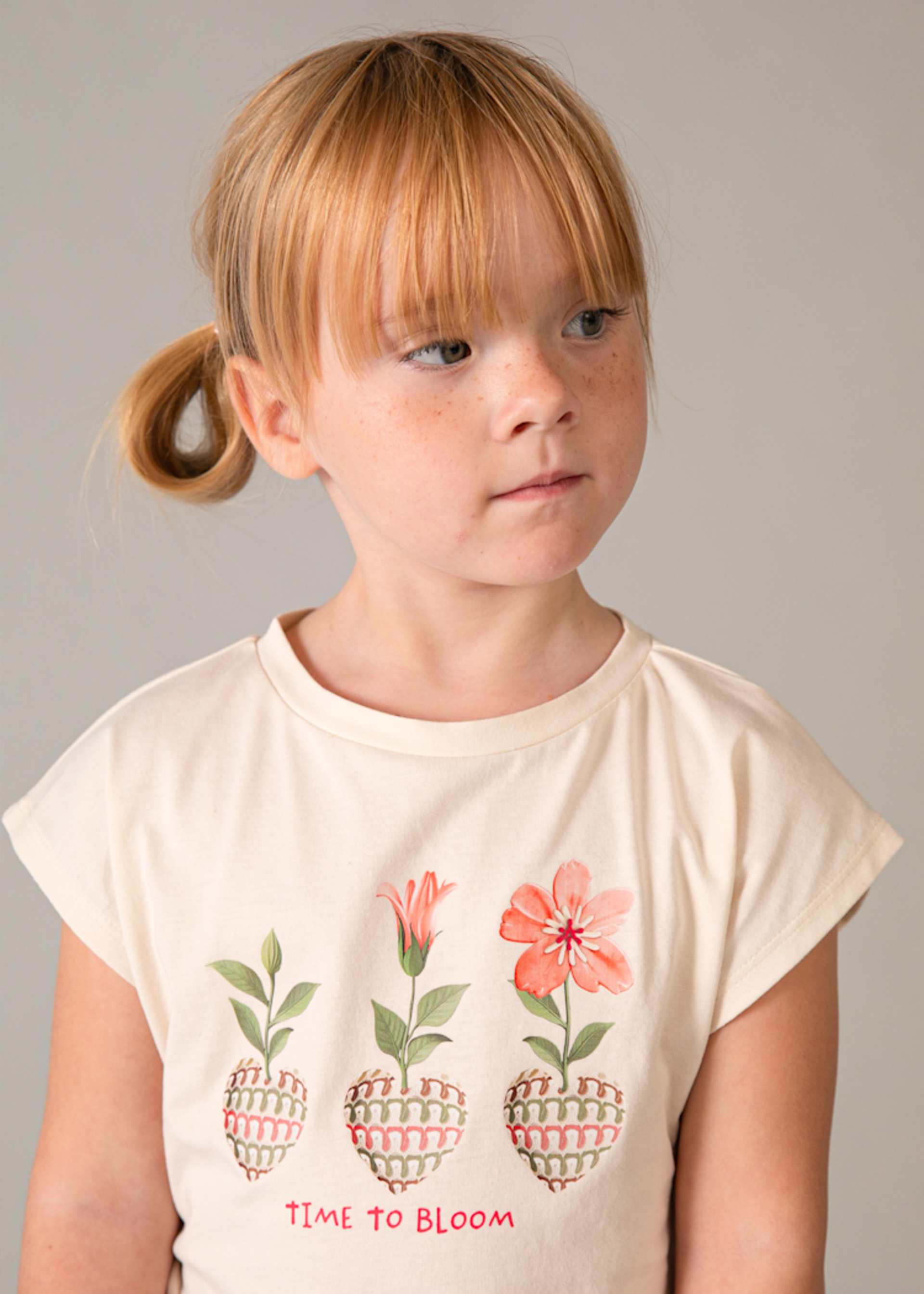 Conjunto legging flare y camiseta niña