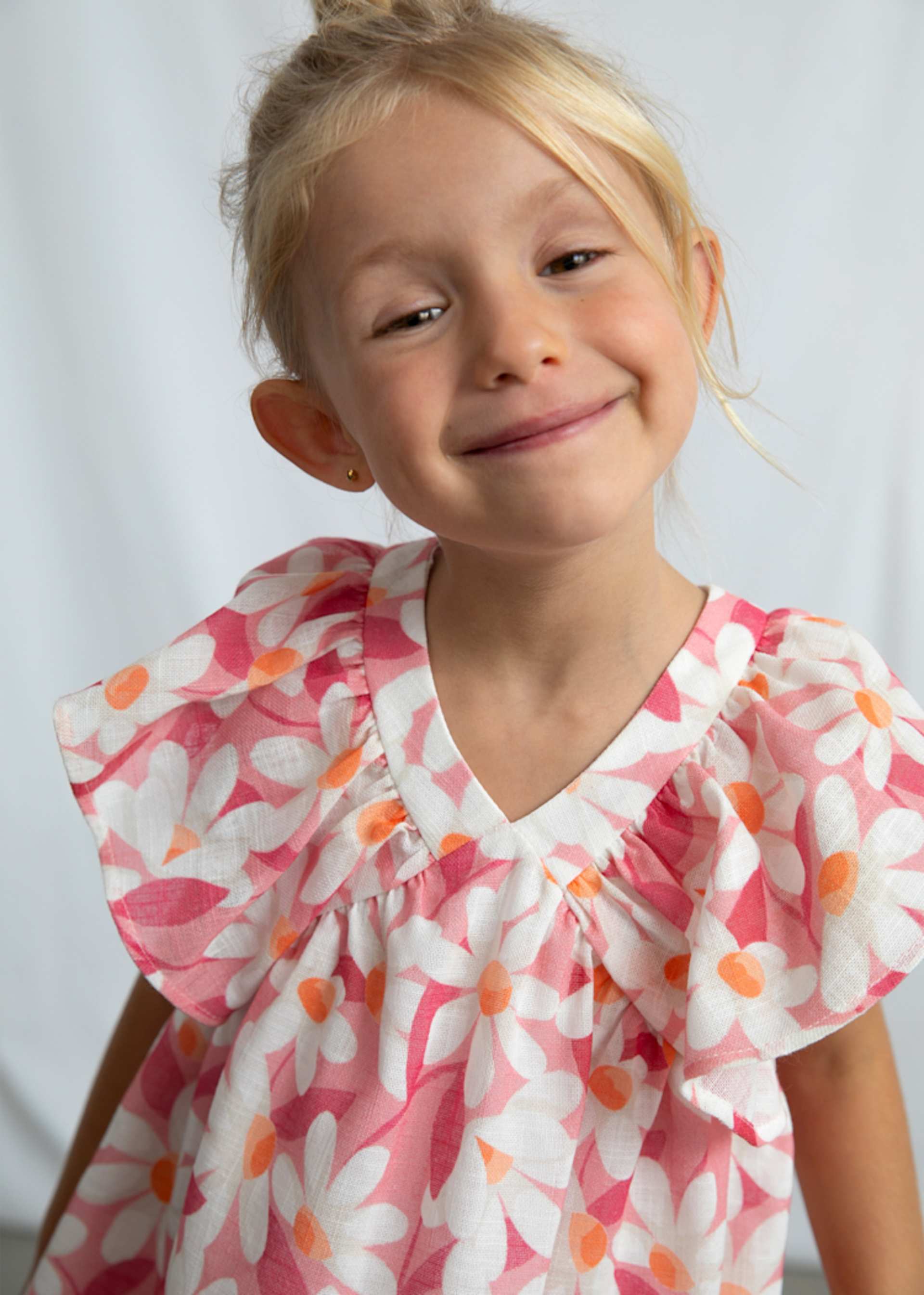 Elegantes Kleid Blumenmuster Mädchen