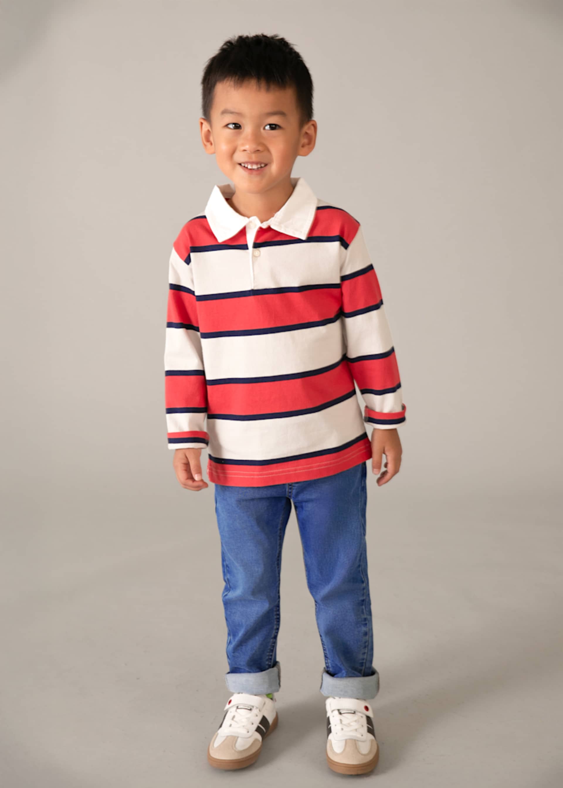 Pantalón de mezclilla jogger niño