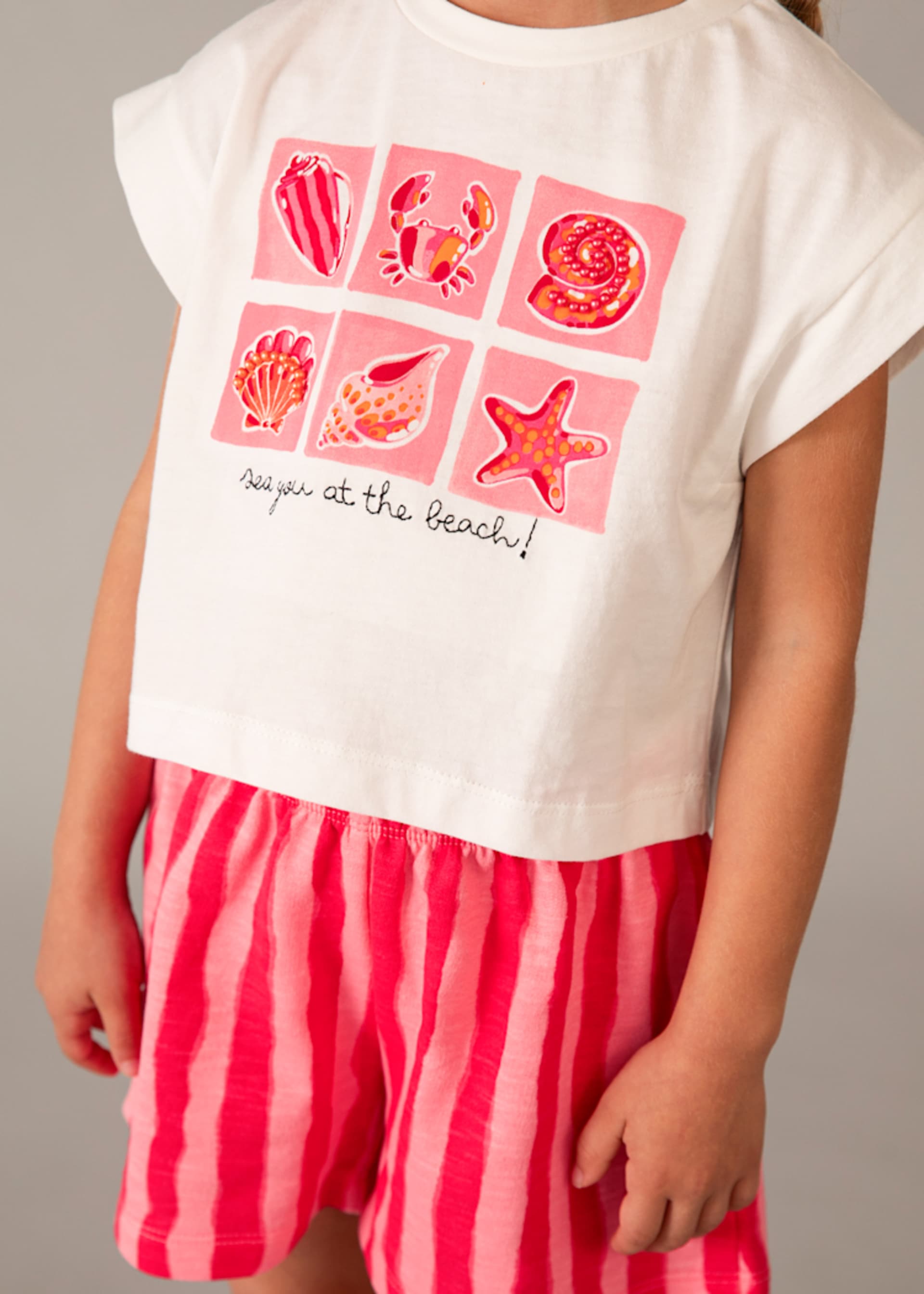 Ensemble short imprimé et t-shirt fille