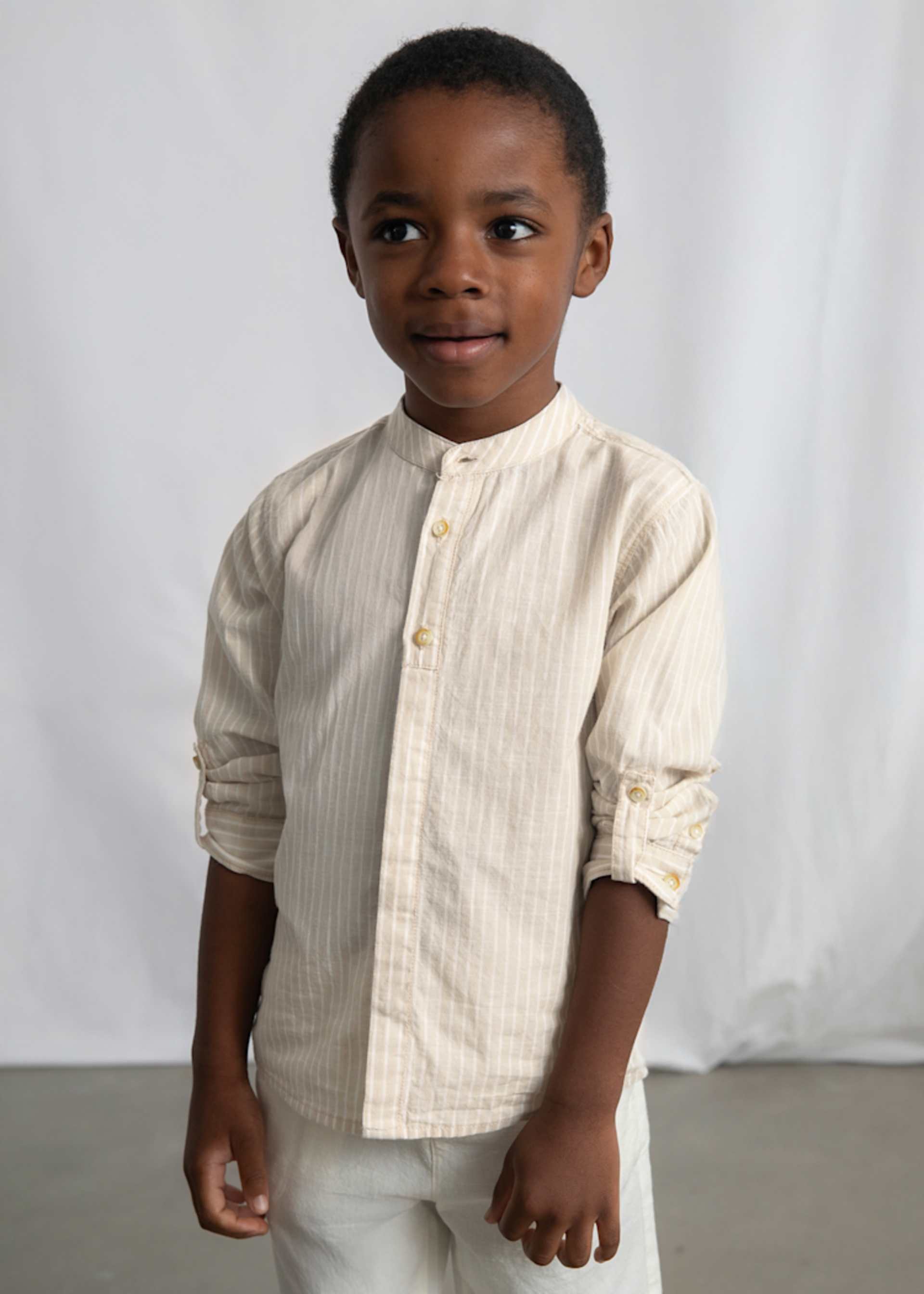 Conjunto bermudas e camisa com linho manga comprida menino Conjunto bermudas e camisa com linho manga comprida menino