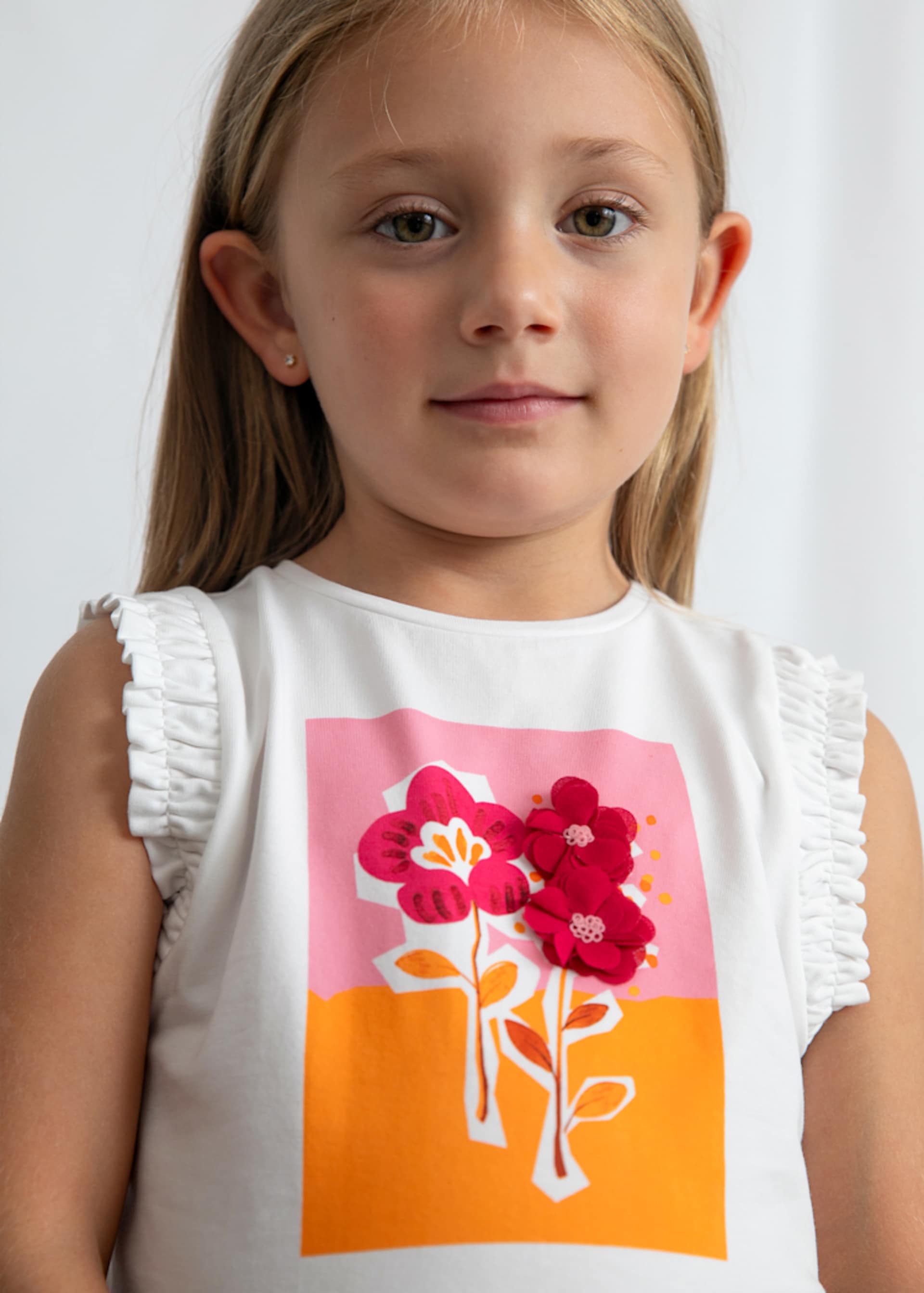 Playera flores niña