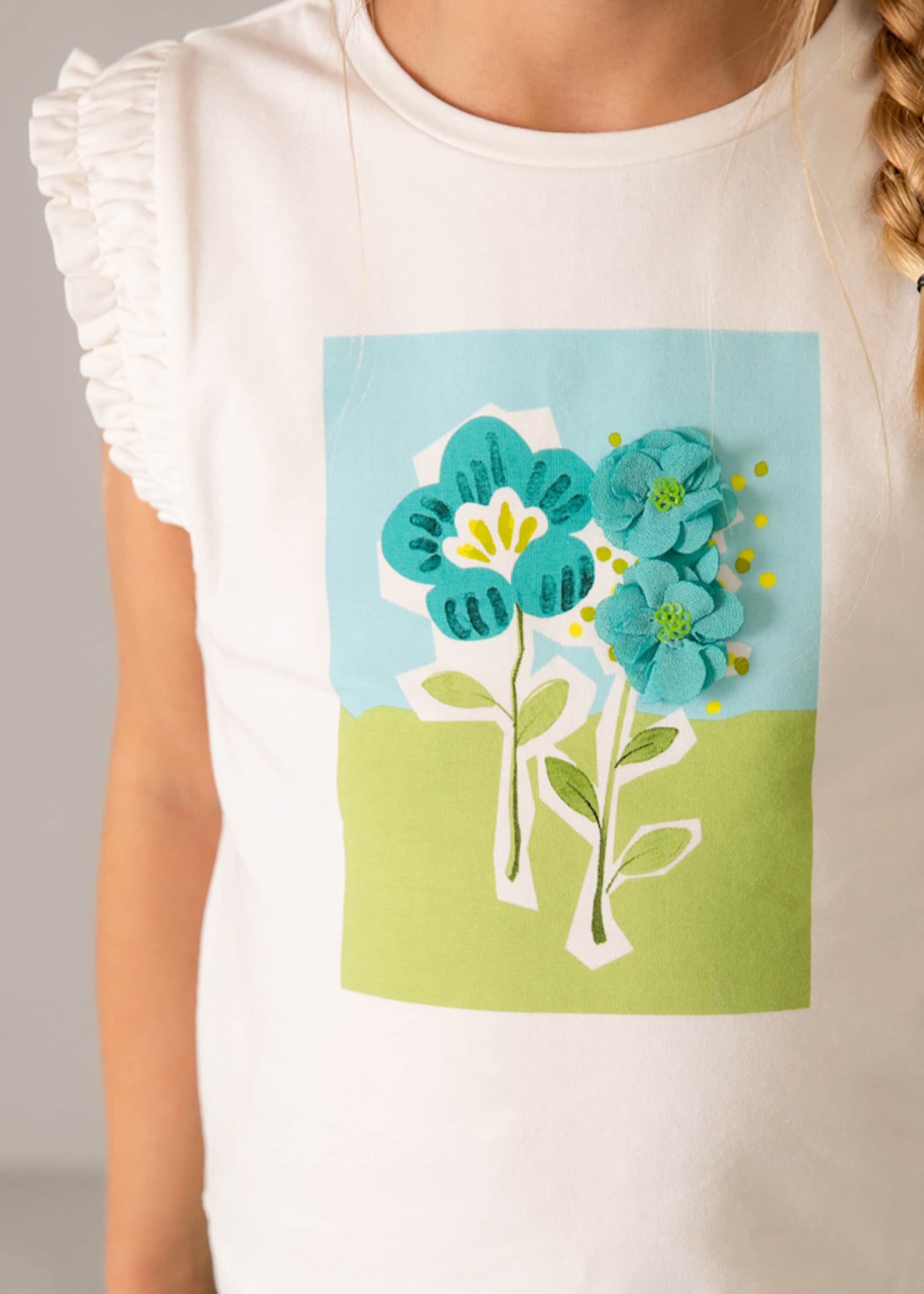 Tricou cu flori fetita
