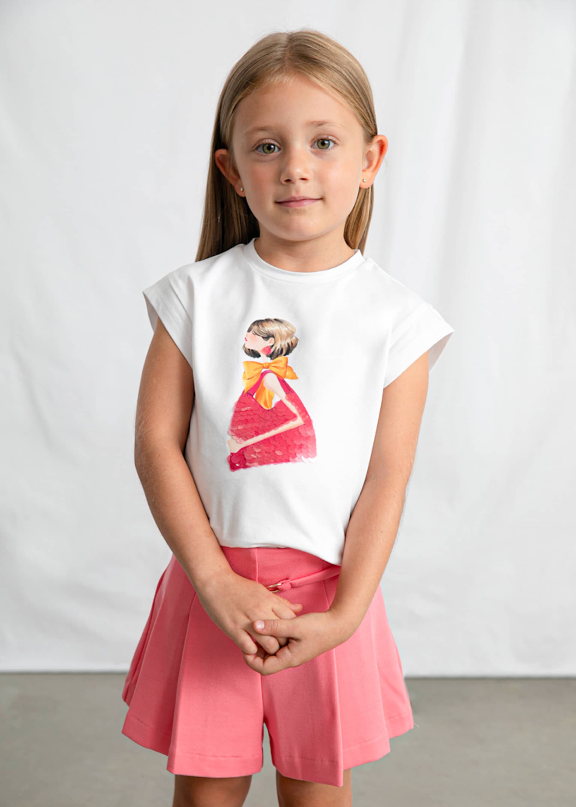 Girl Doll Graphic T-shirt