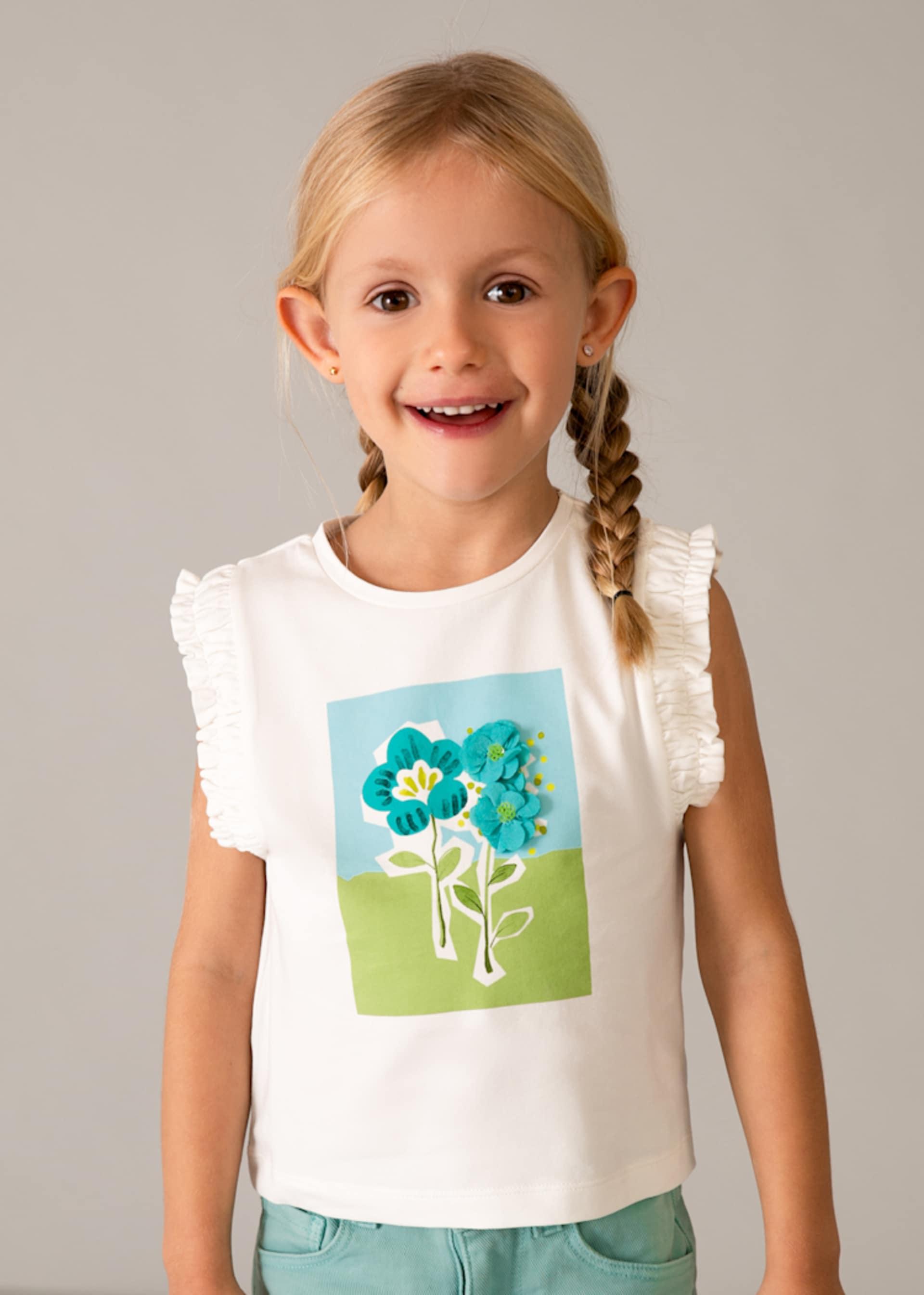 Tricou cu flori fetita