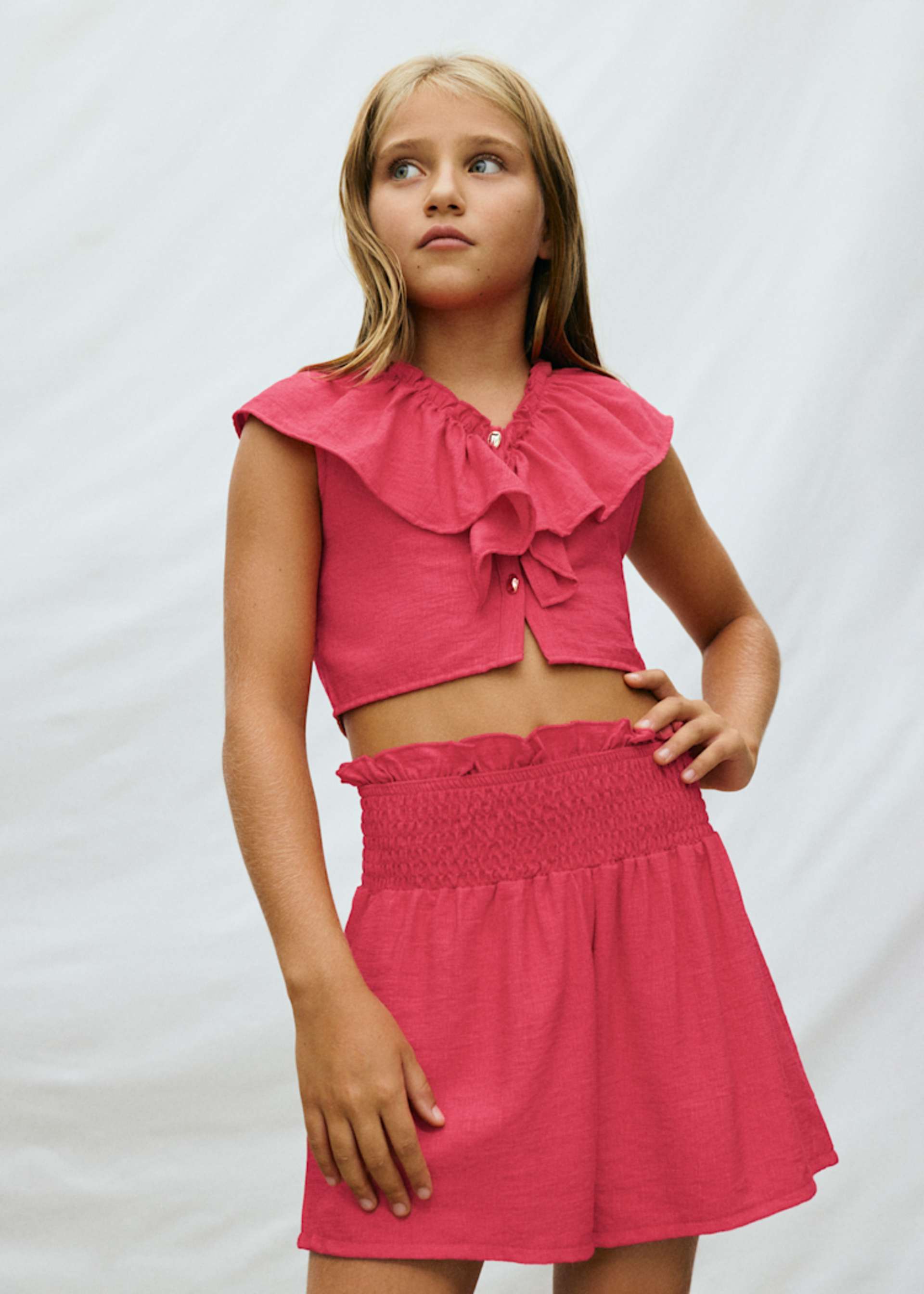 Girls' shorts and ruffled top set