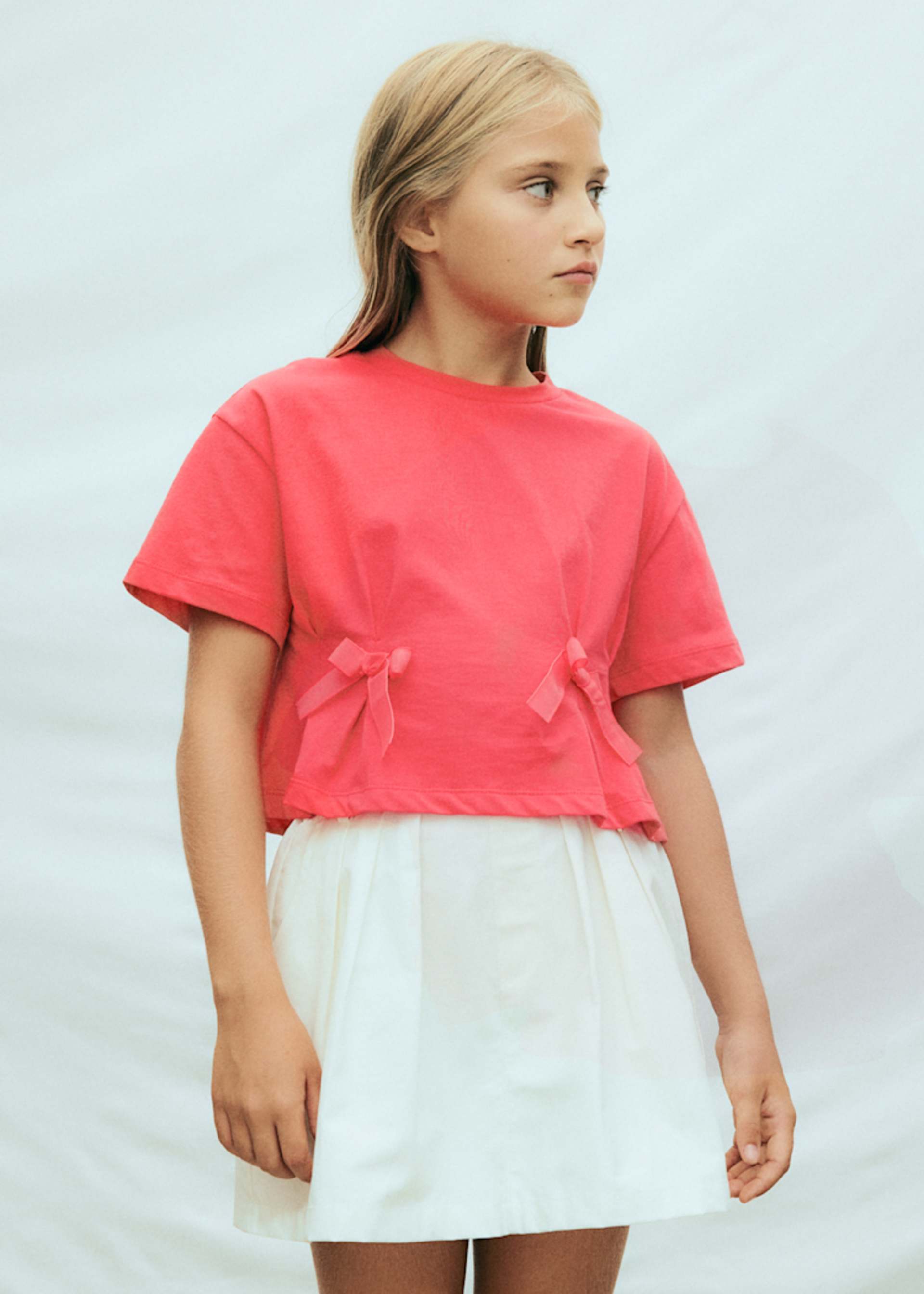 T-shirt laços rapariga