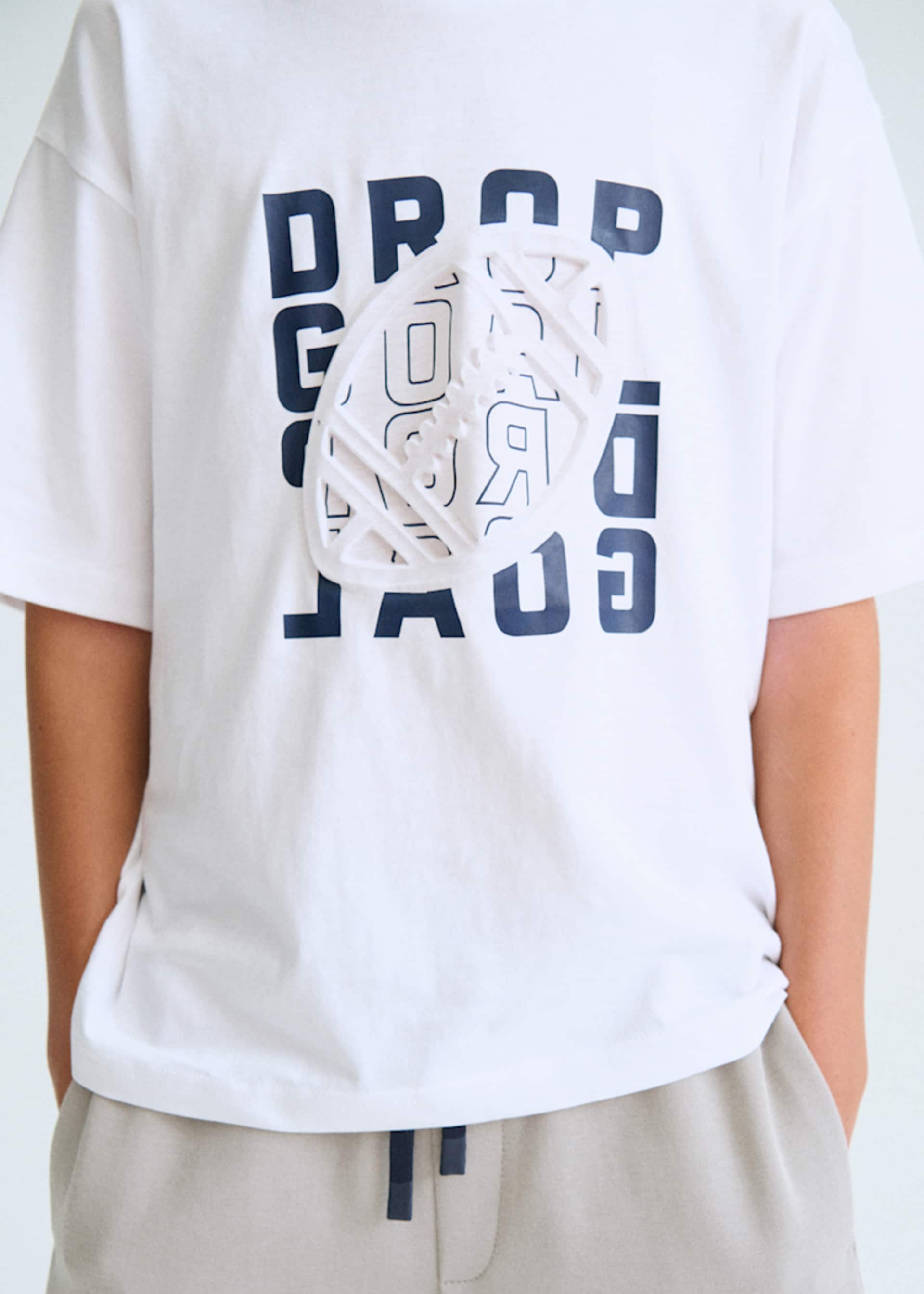 T-shirt relief garçon