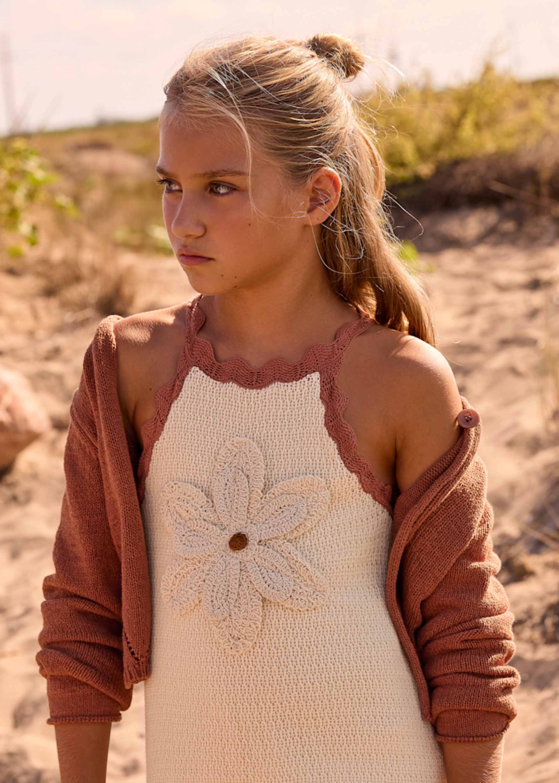 Robe à appliqué fleur fille