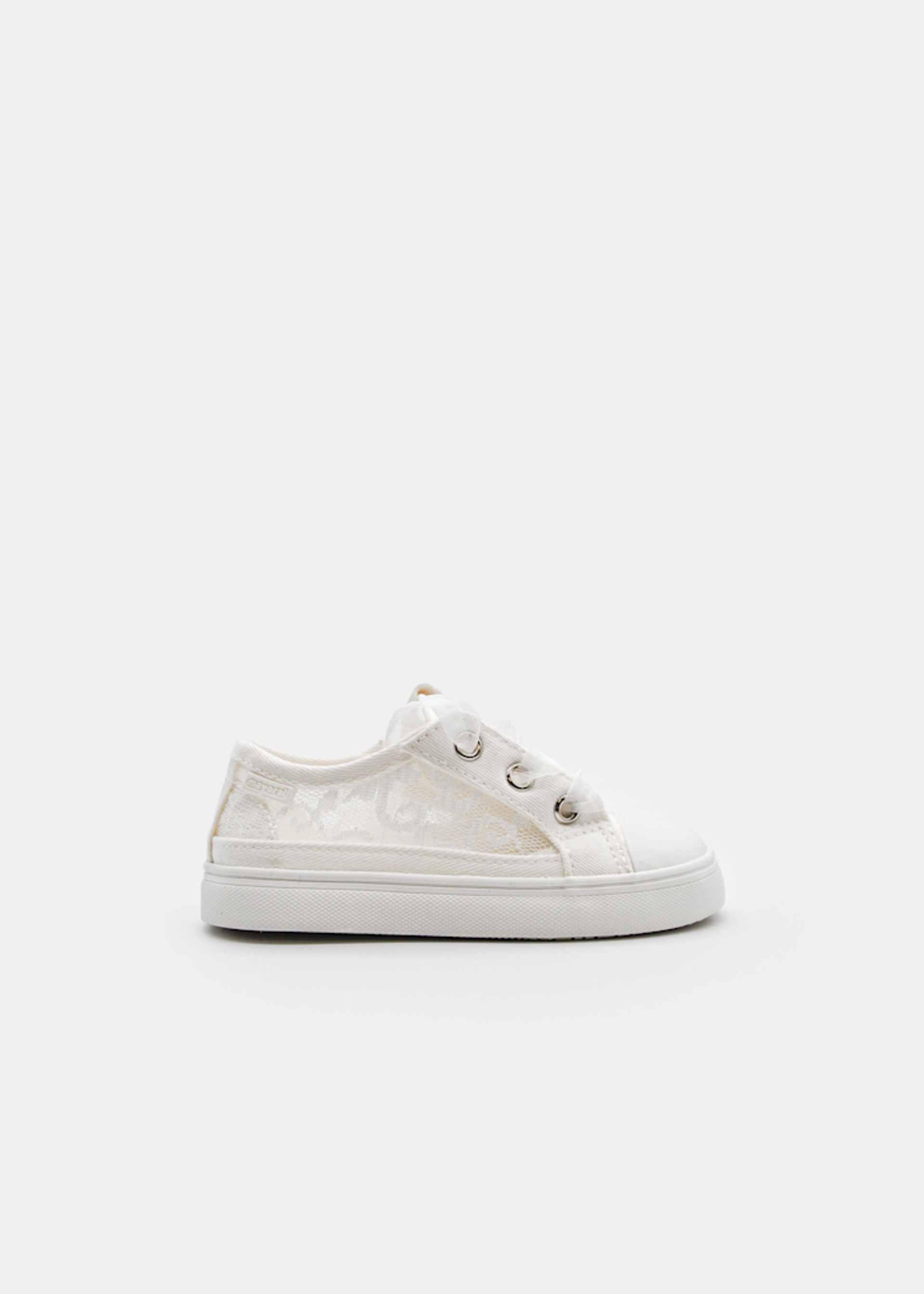 Baby lace-up trainers