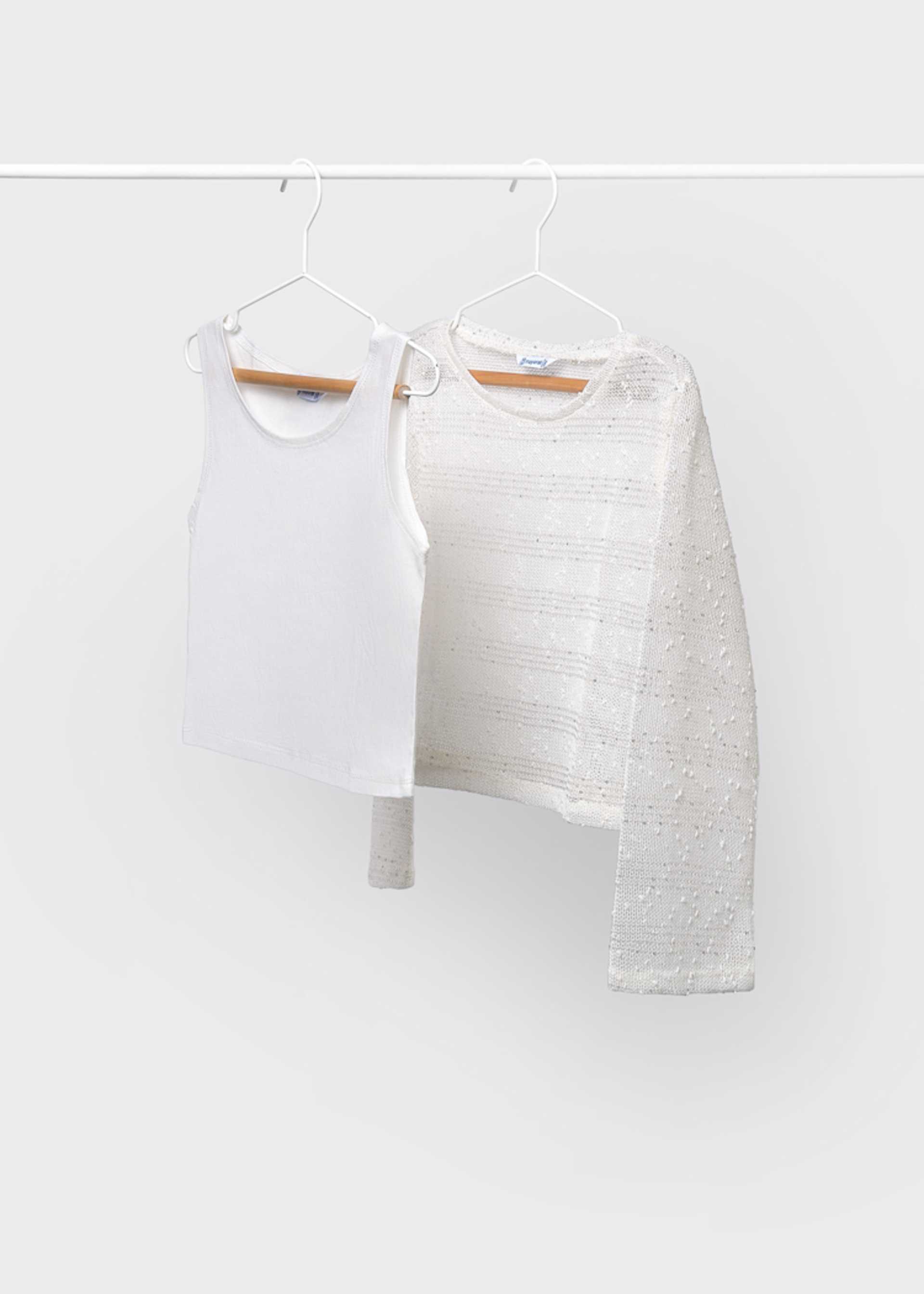 T-shirt with girl's top