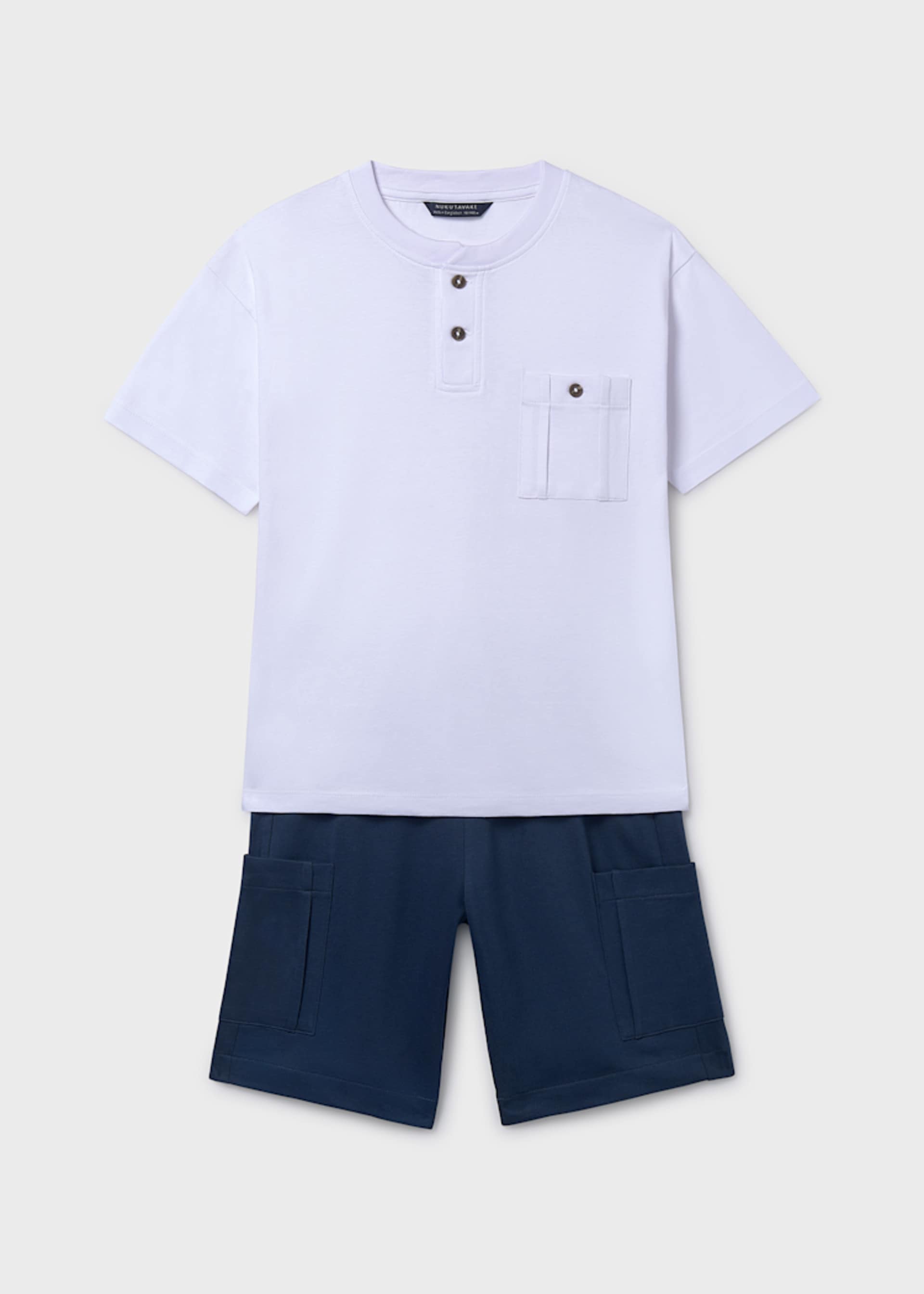 Bermuda shorts and knitted T-shirt set for boys