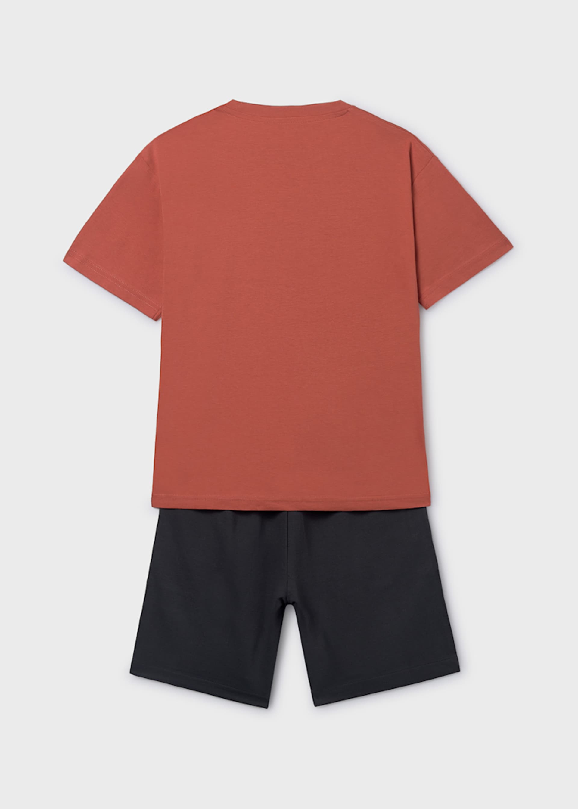 Conjunto bermuda y playera relieve chico