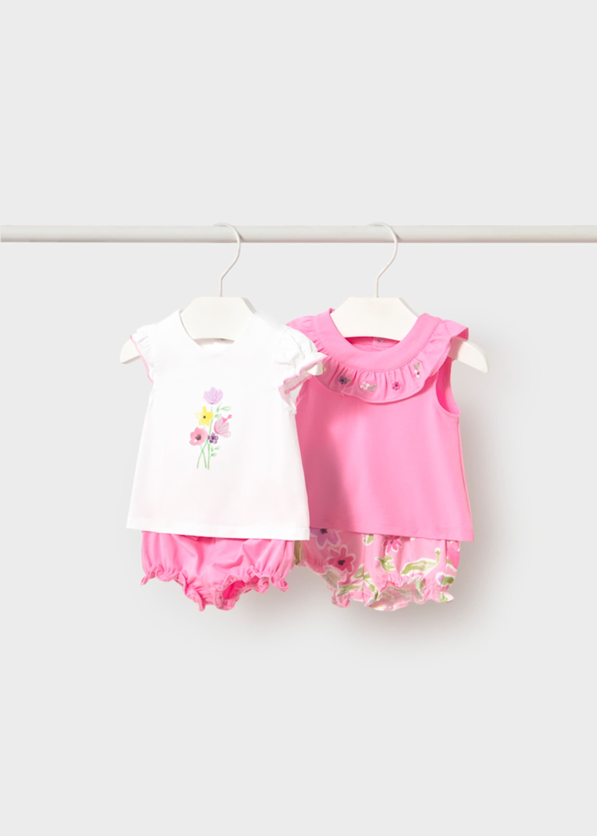 Conjunto calções 4 peças gola folho recém nascida