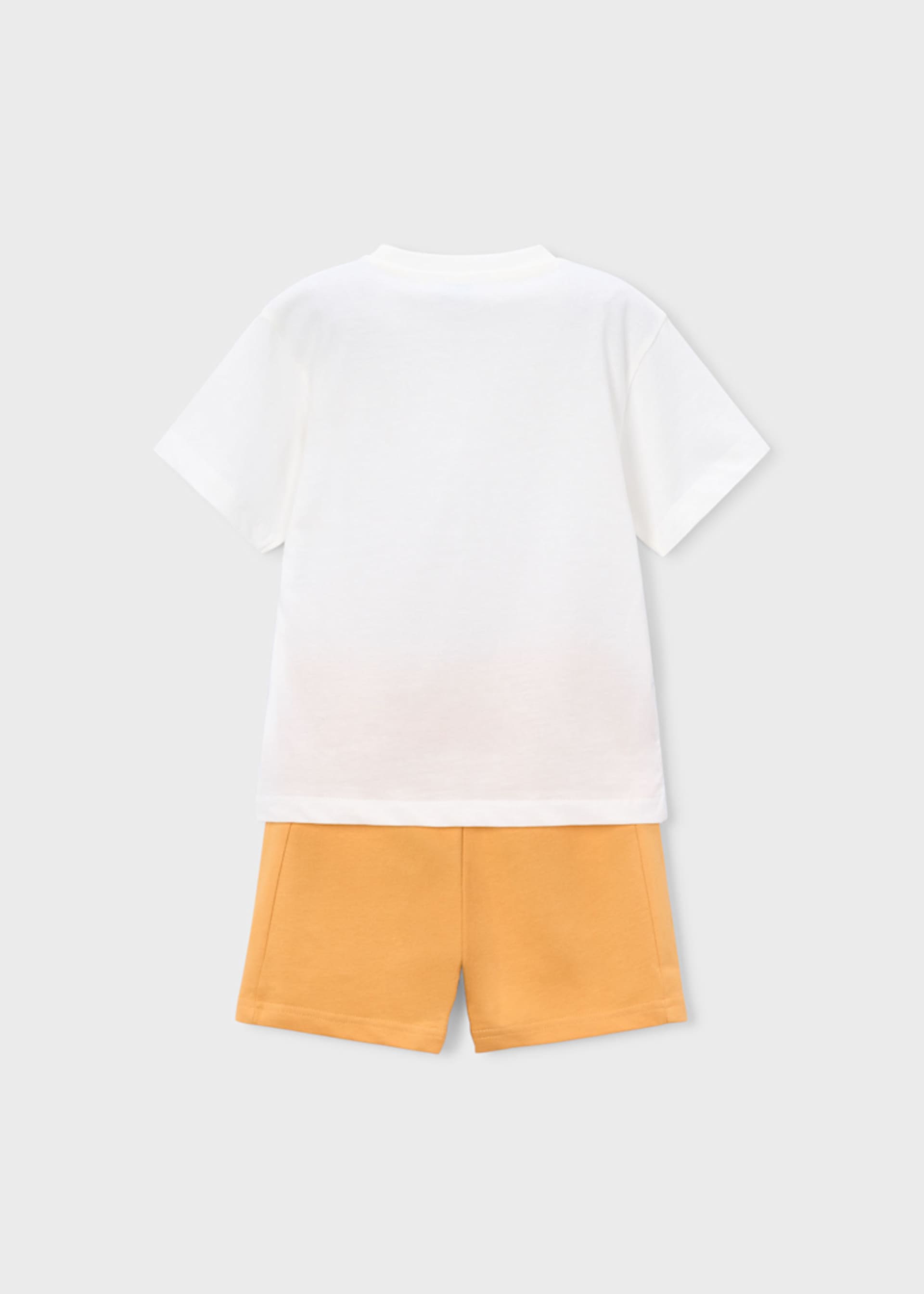 Conjunto calções e t-shirt menino
