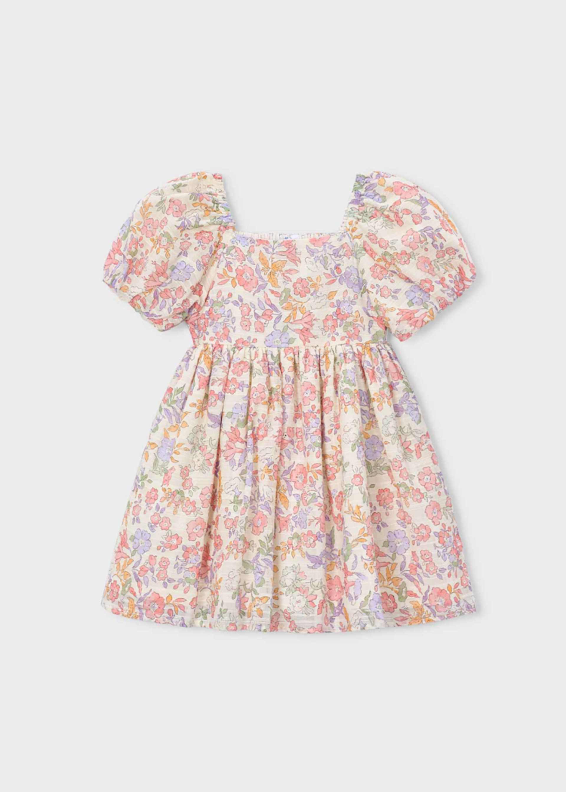 Rochie cu flori si maneci bufante