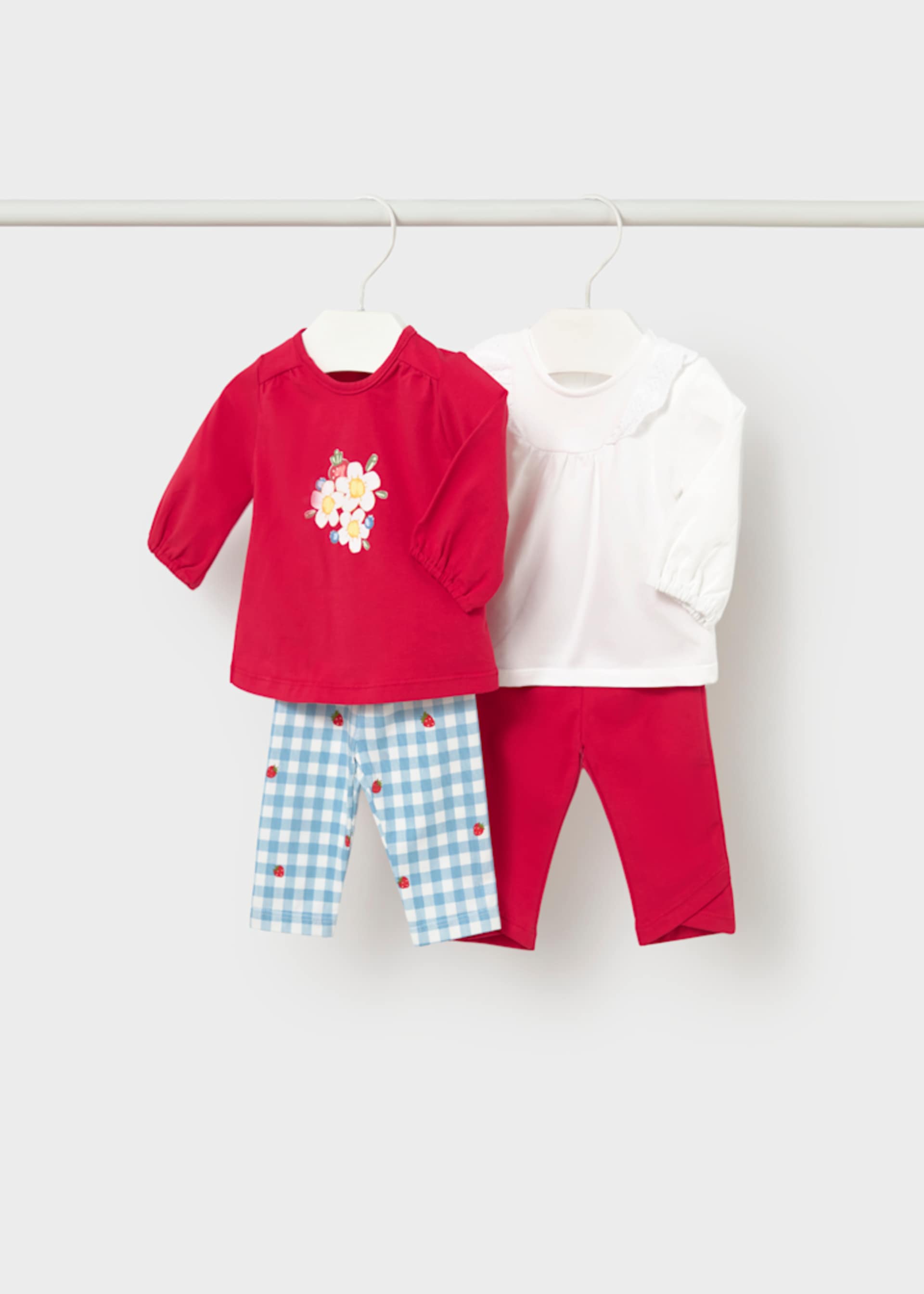 4-piece long sleeved leggings set newborn 4-piece long sleeved leggings set newborn