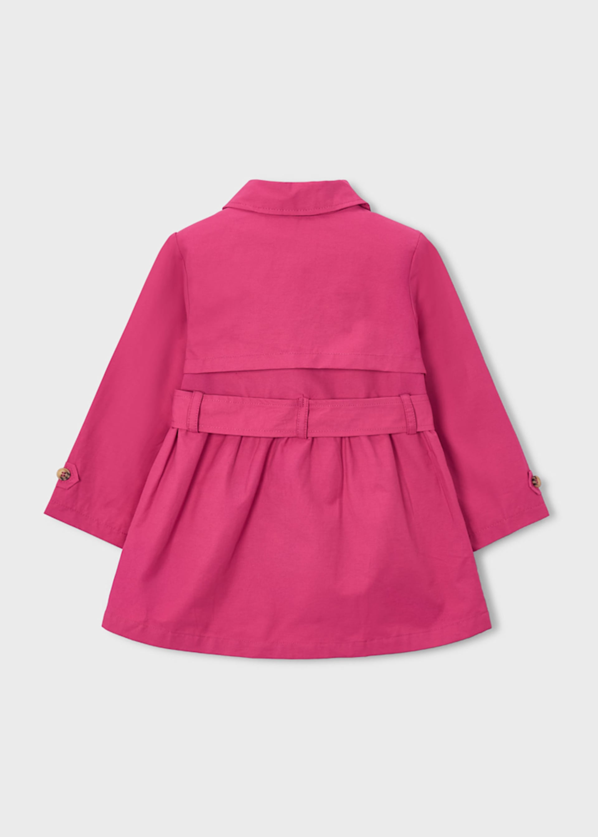 Jacheta tip trench fetita