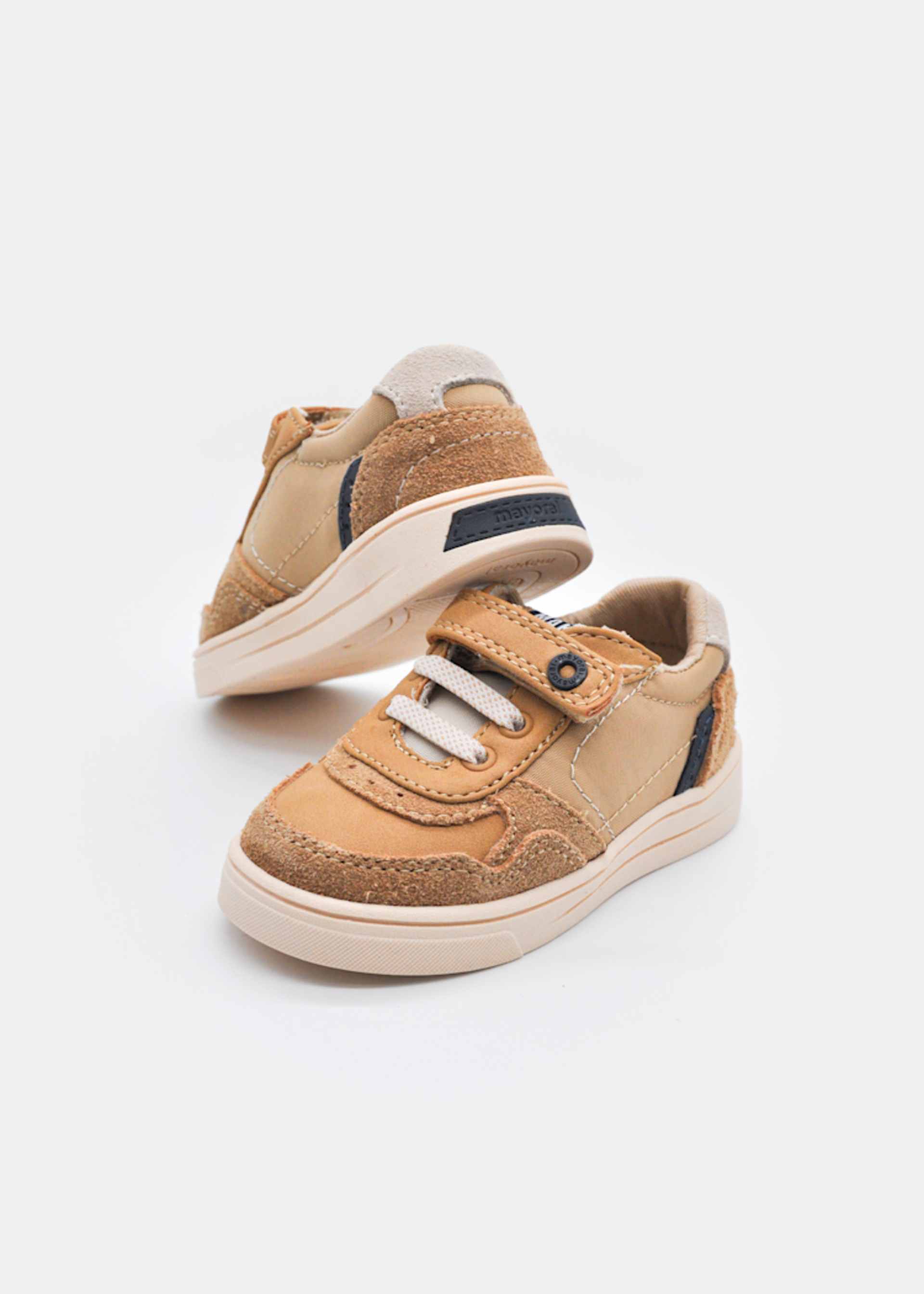 Buty sportowe dla niemowlęcia