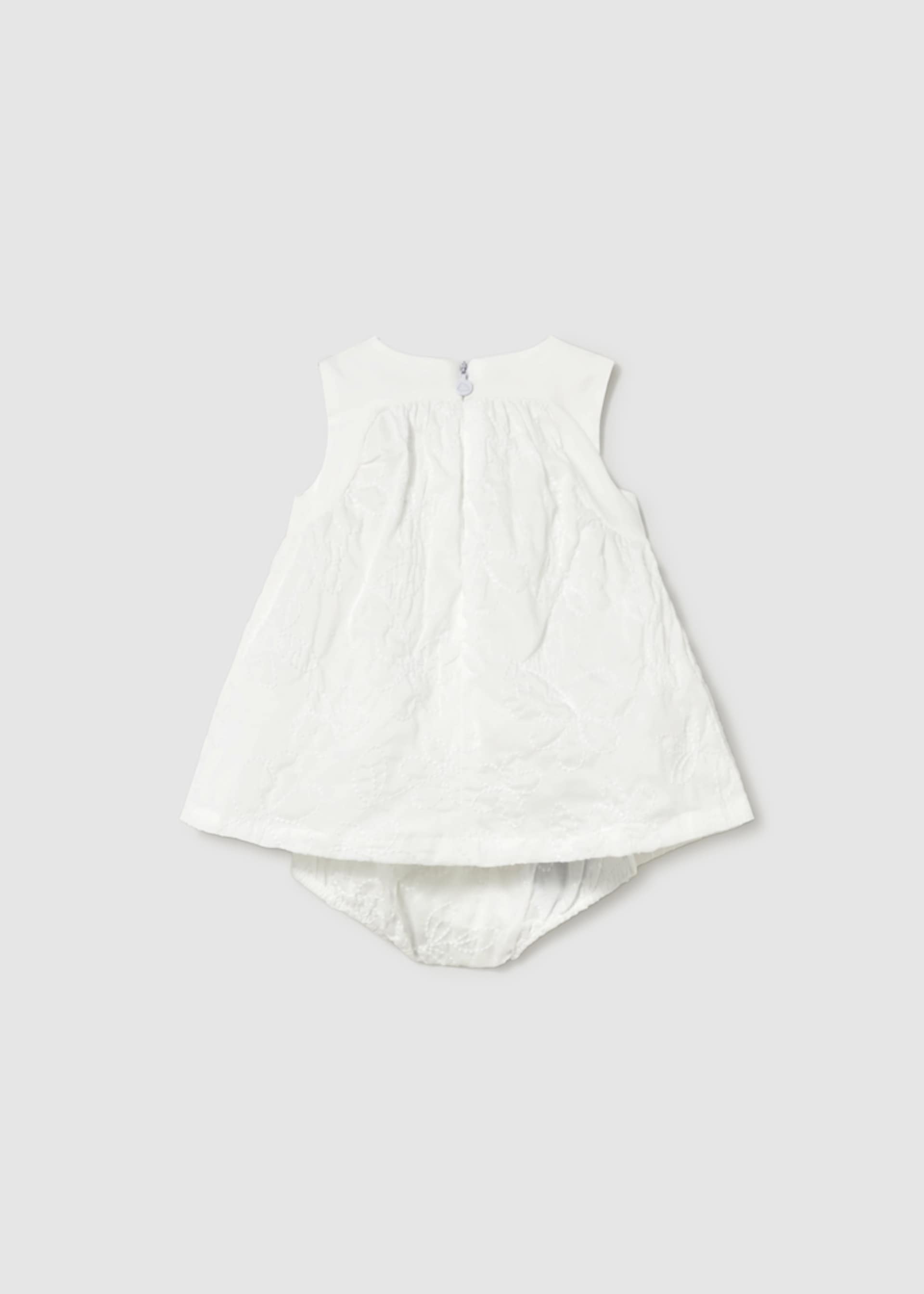 Robe brodée avec bloomer nouveau-né