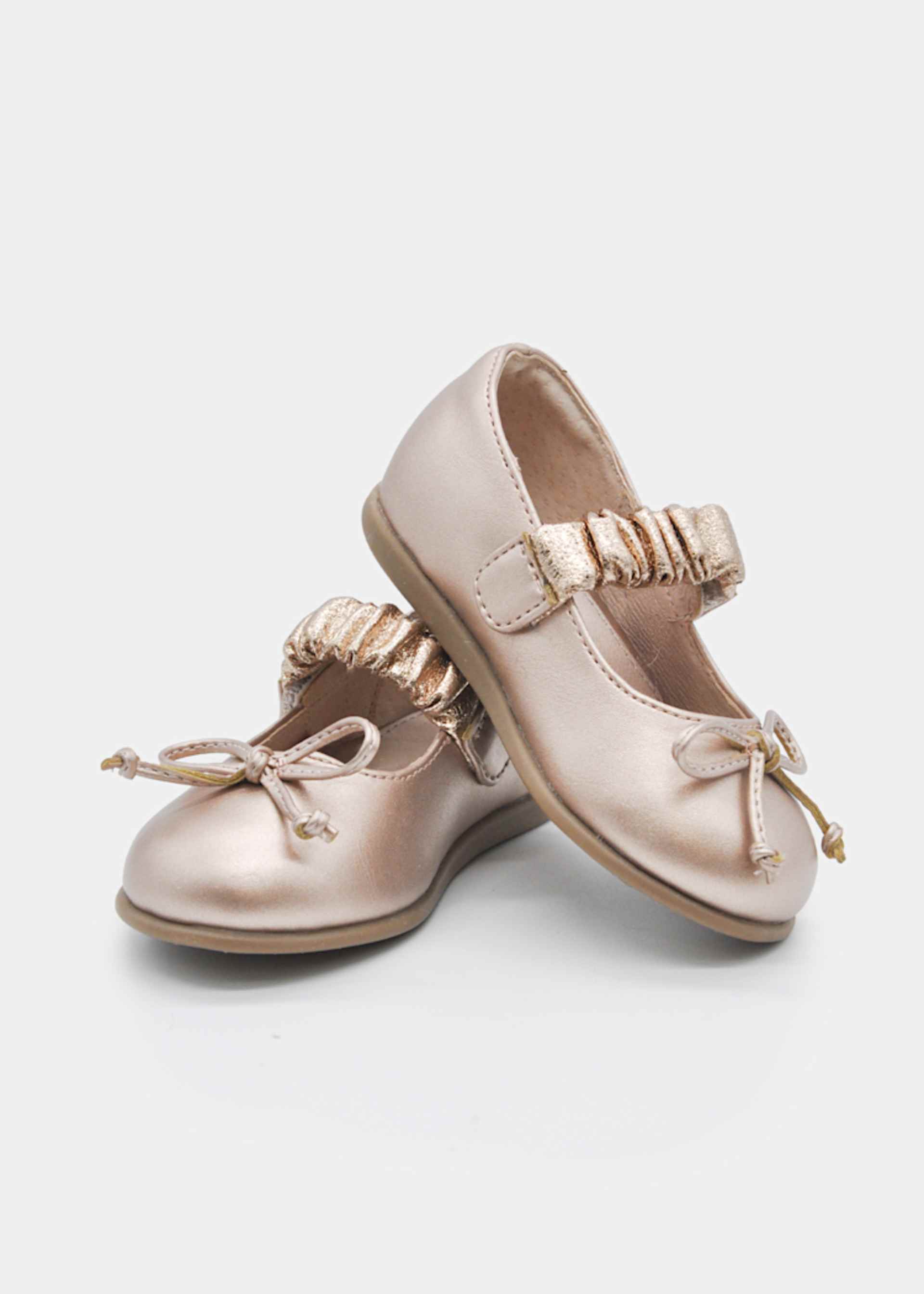 Baby Mary Janes with a bow Baby Mary Janes with a bow