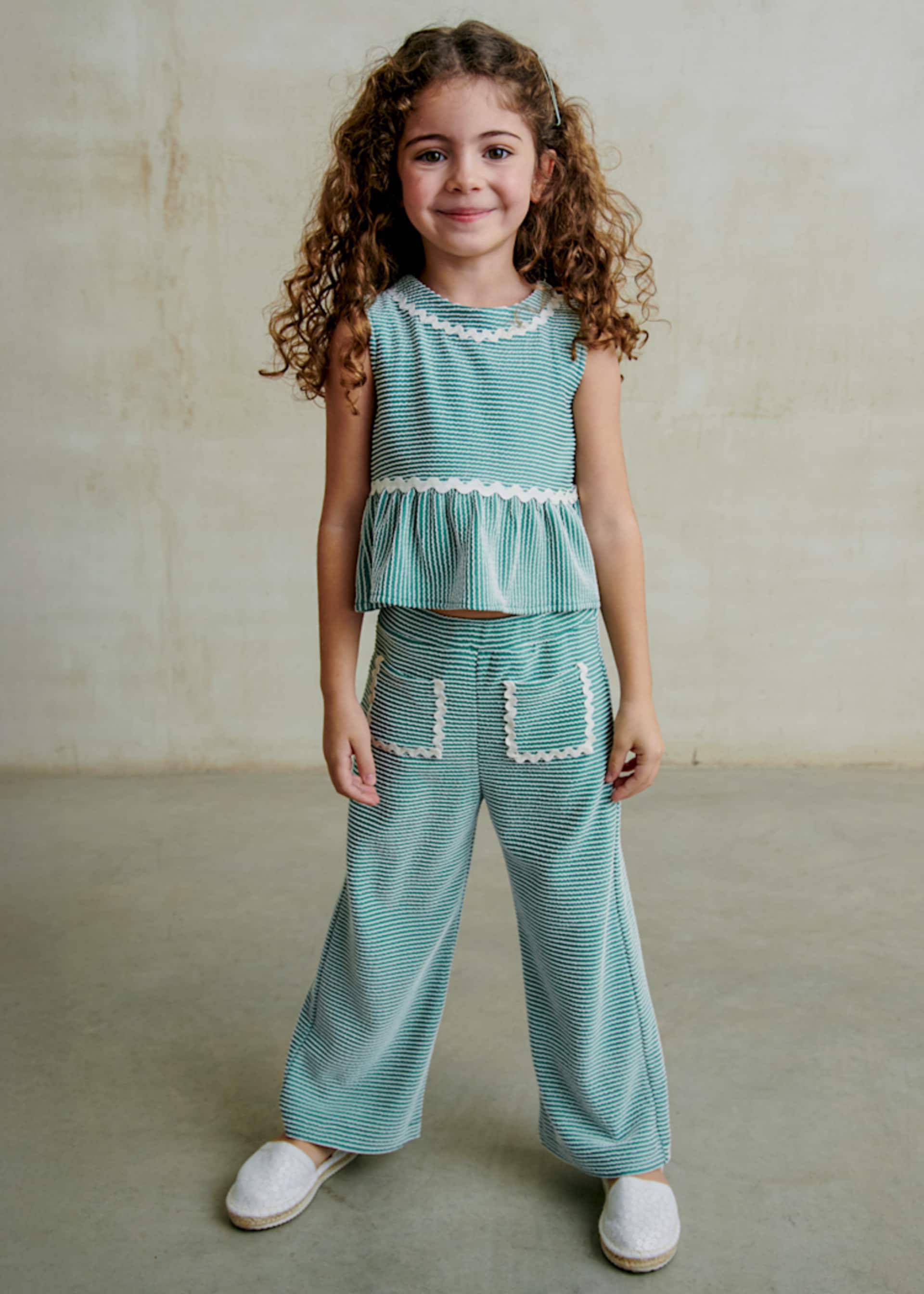 Completo pantalone e maglietta bambina