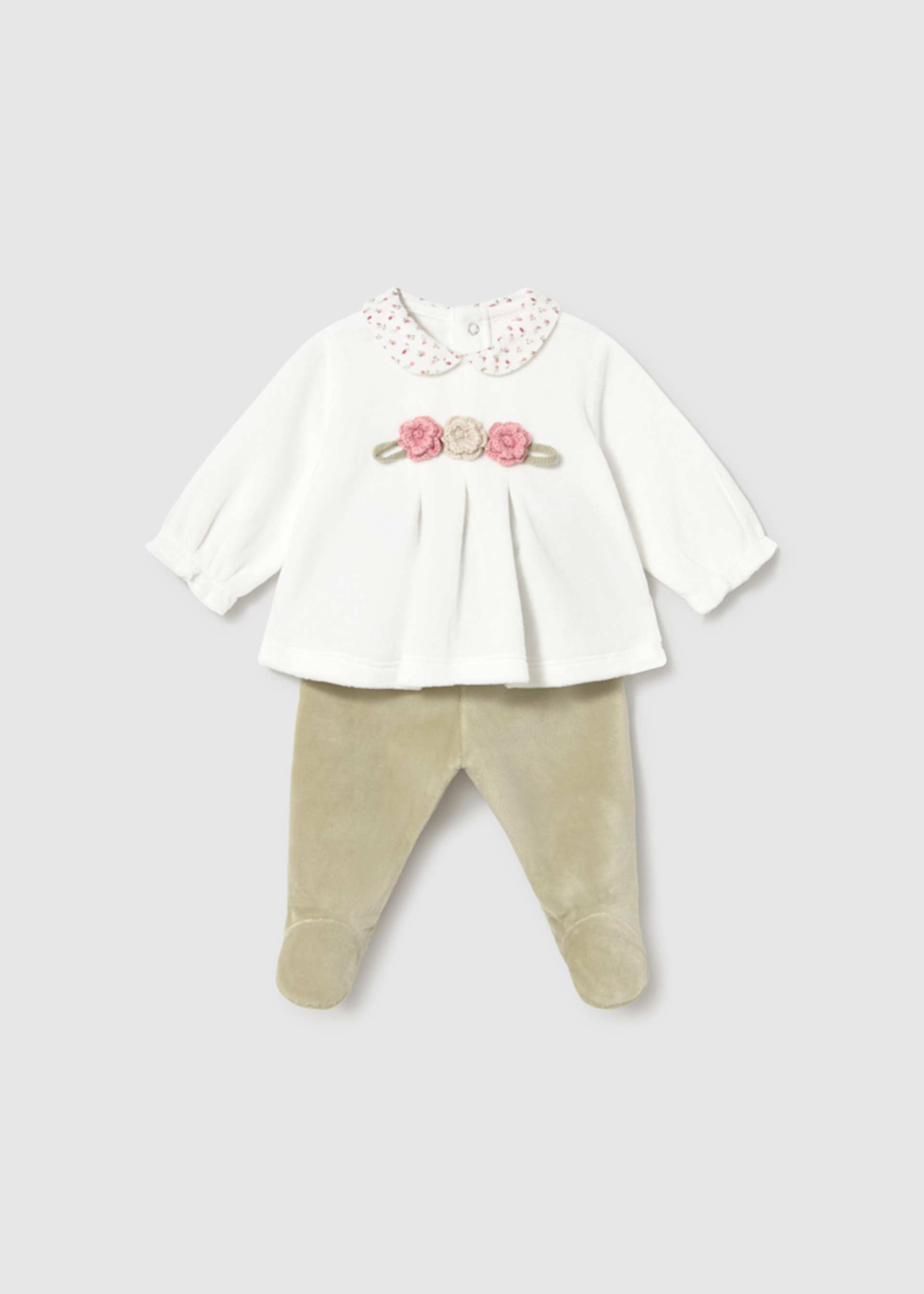 Conjunto calças com pés e camisola recém nascida Conjunto calças com pés e camisola recém nascida