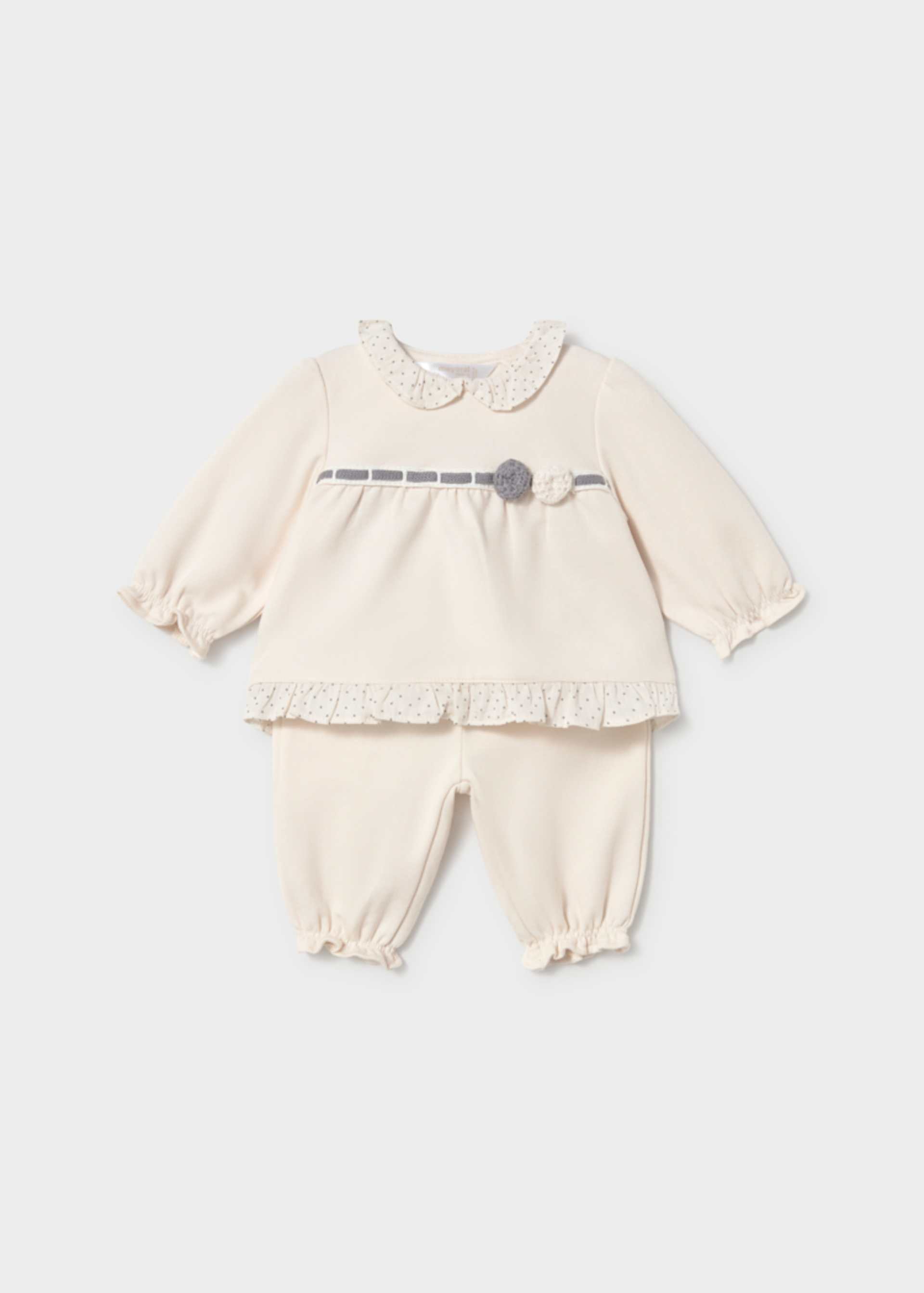 Conjunto blusa y pantalón recién nacida
