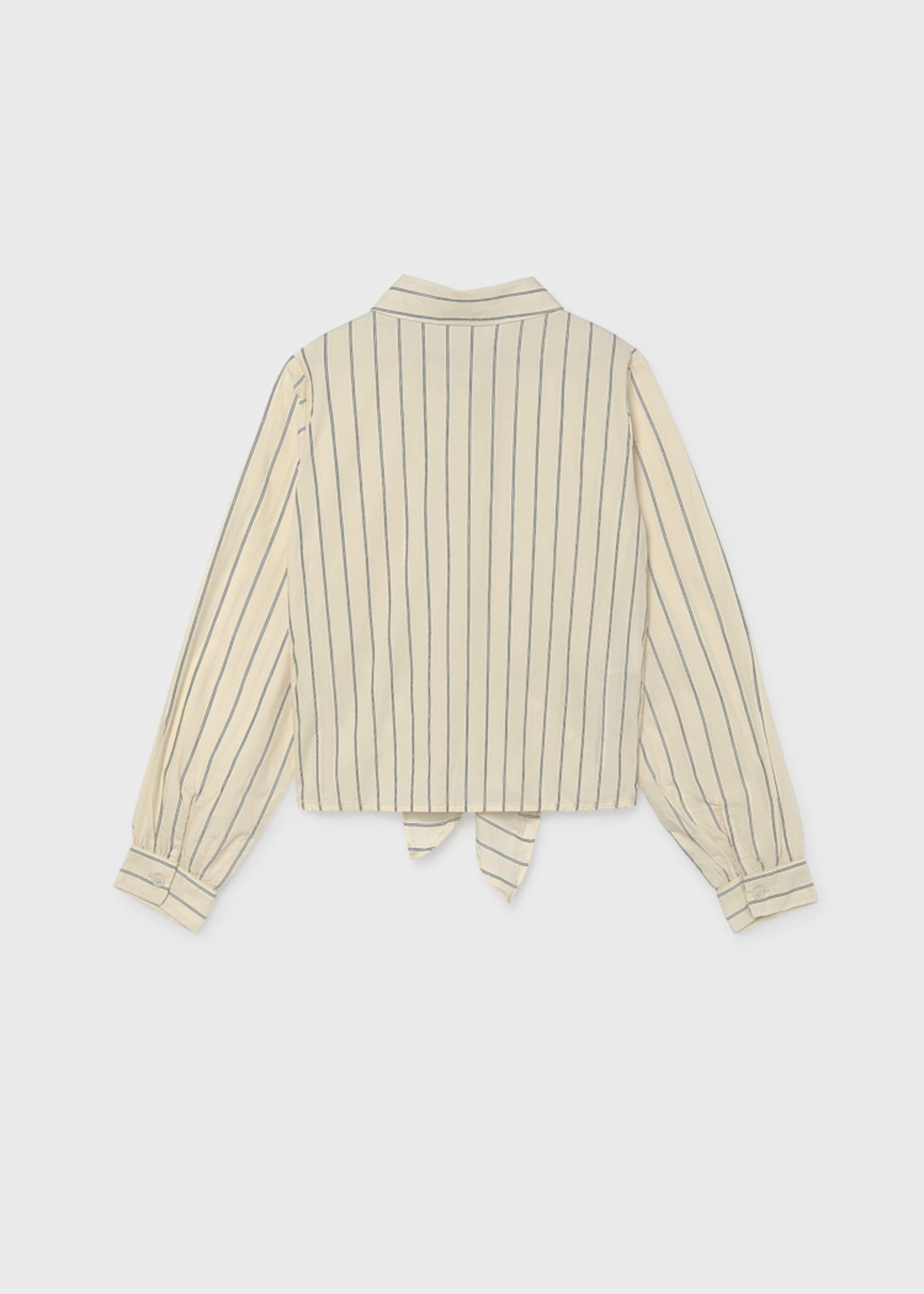 Blusa con nodo ragazza Blusa con nodo ragazza