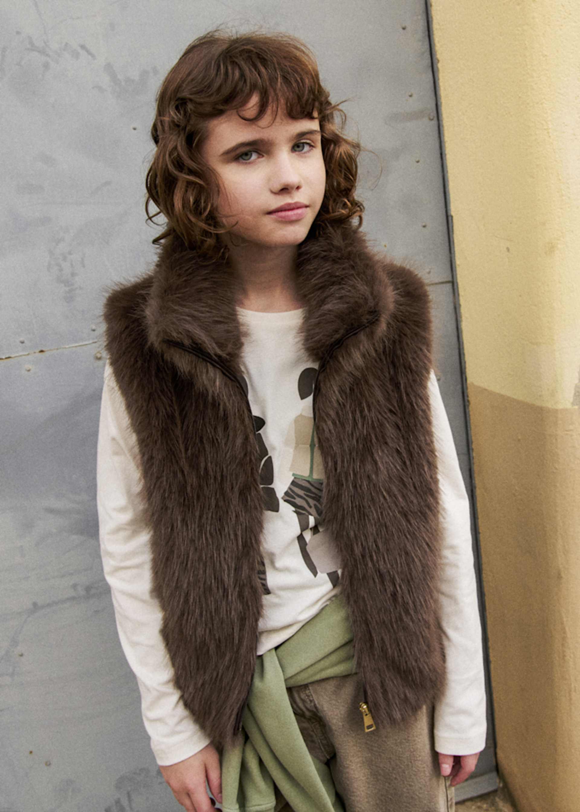 Gilet en fourrure fille Gilet en fourrure fille