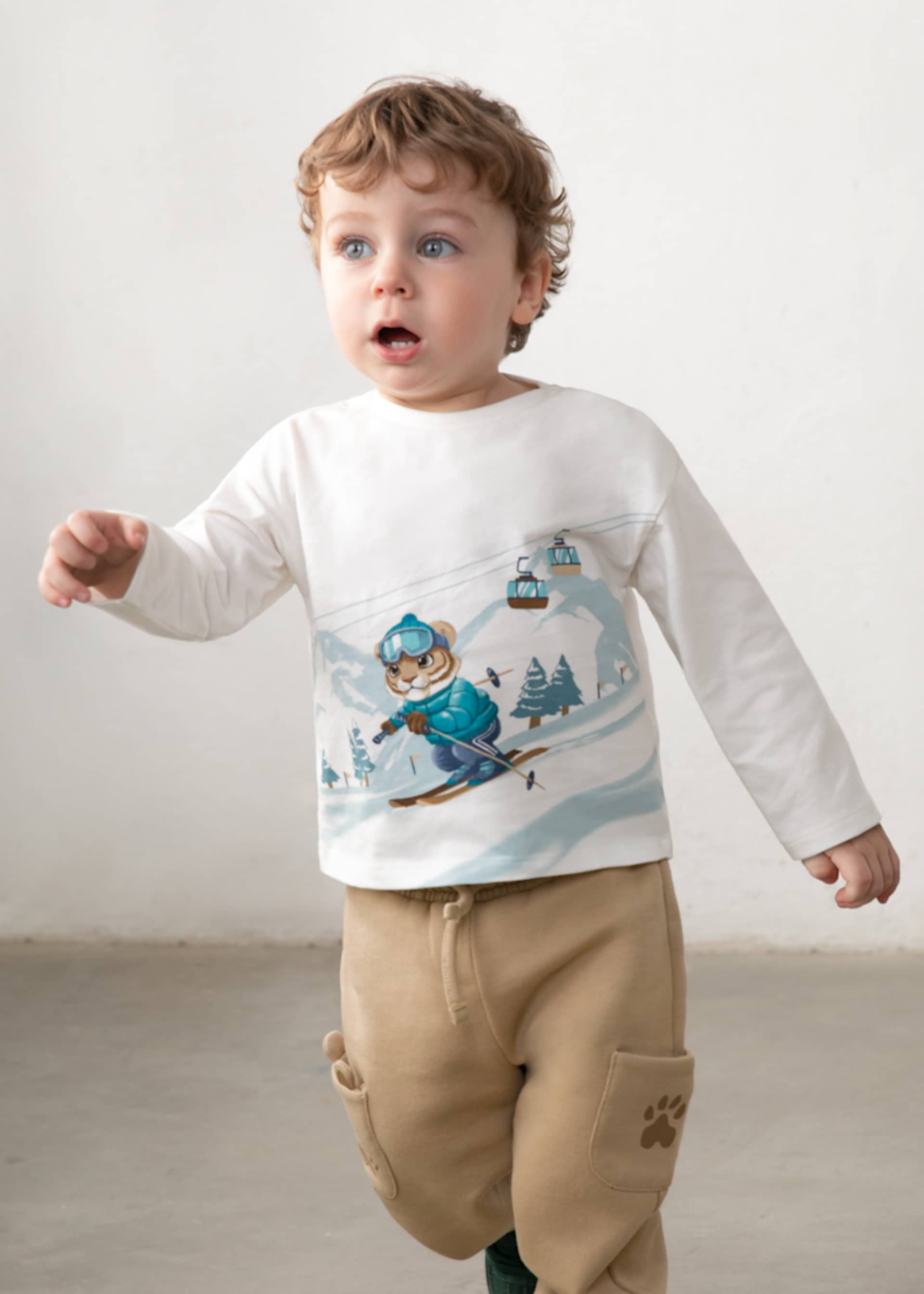 Baby tiger ski T-shirt Baby tiger ski T-shirt