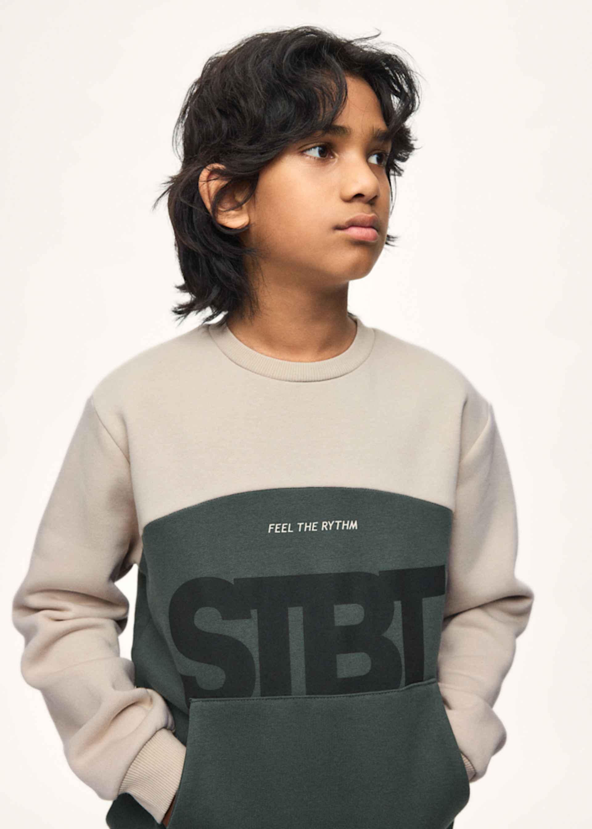 Boys' contrast sweatshirt