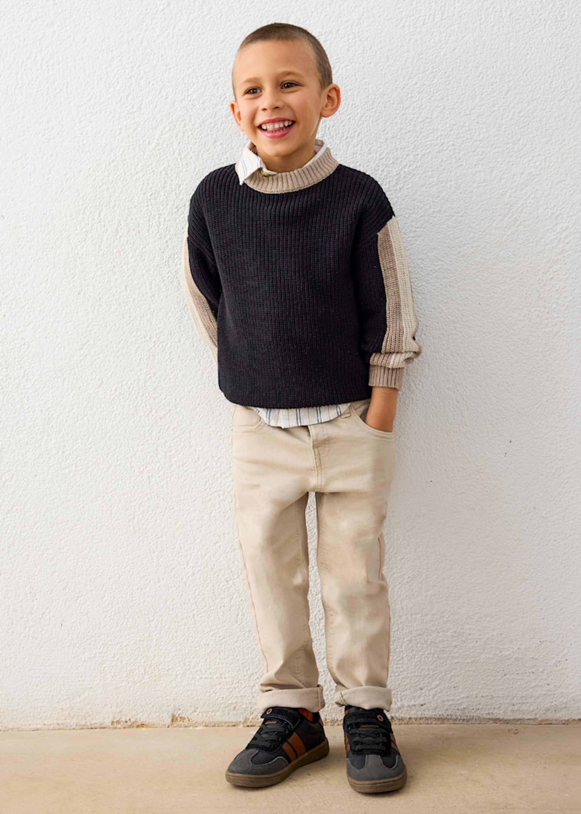 Suéter contraste niño