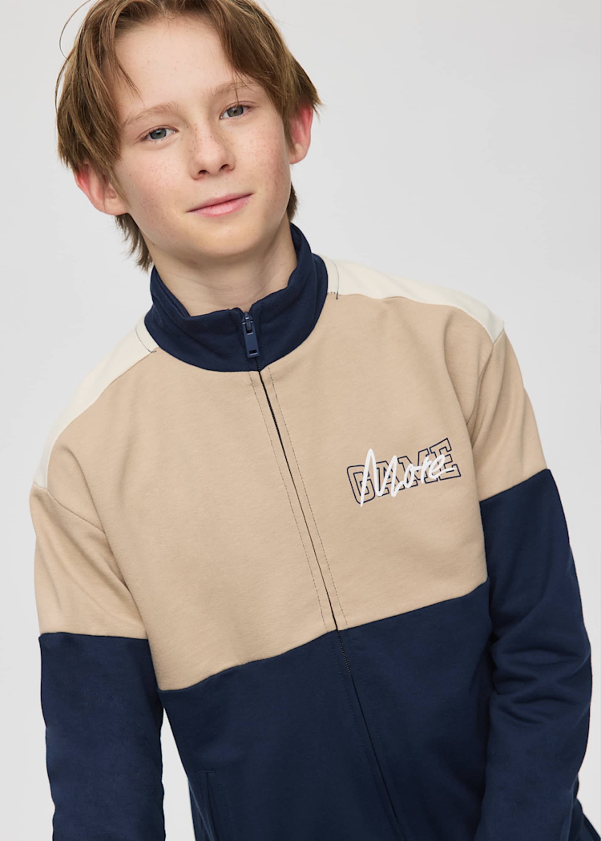 Fato de treino fecho rapaz