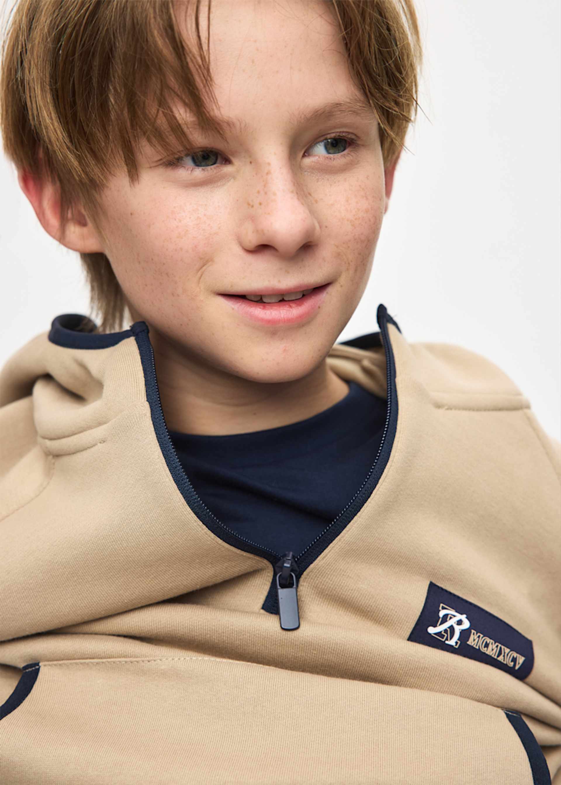 Boys' hooded sweatshirt